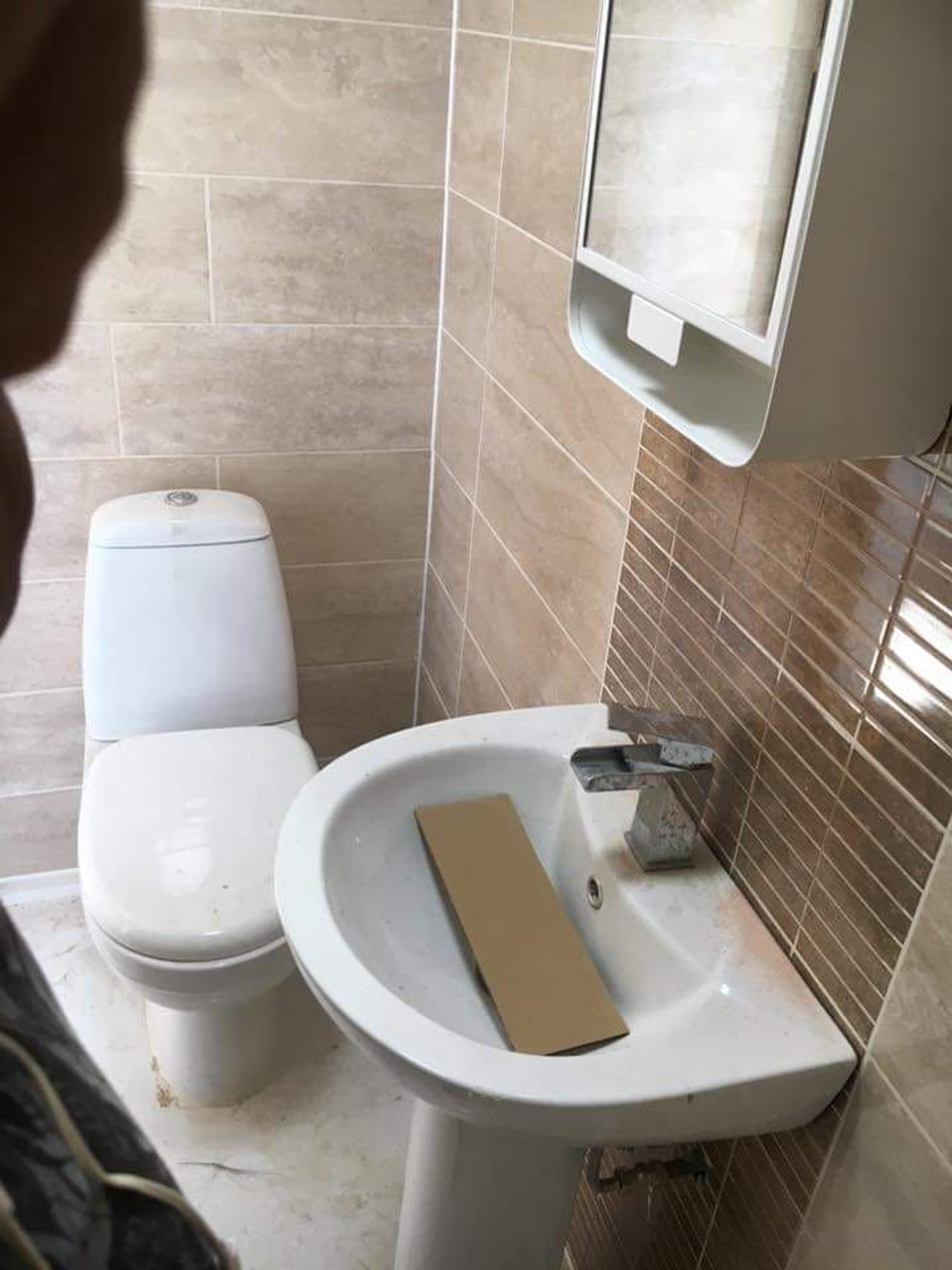 0658f02a-8bfe-422b-8dda-2371ae4d5fd3.jpeg