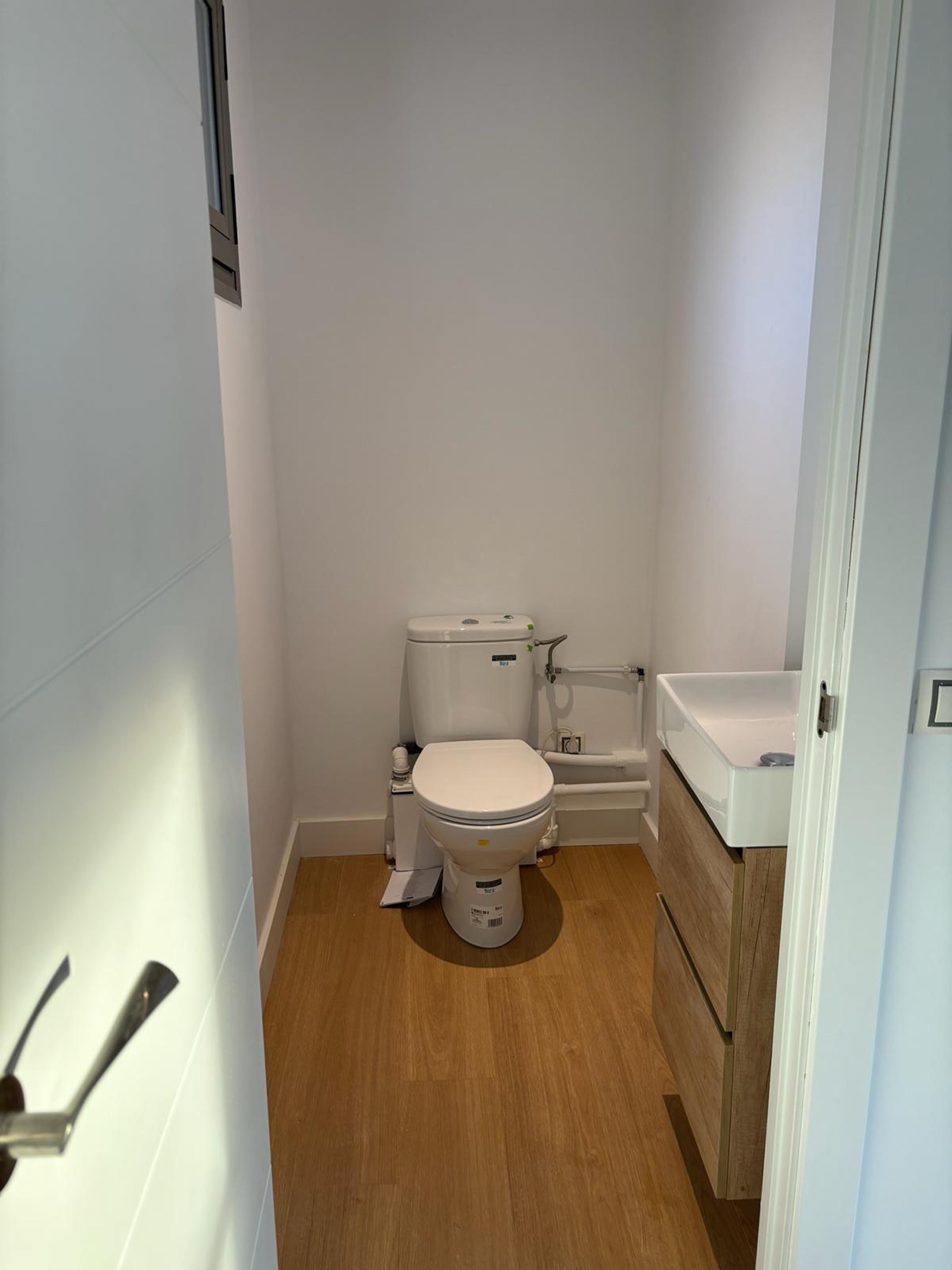 0dc5adc8-6768-4928-8767-5918a1c14186.jpeg