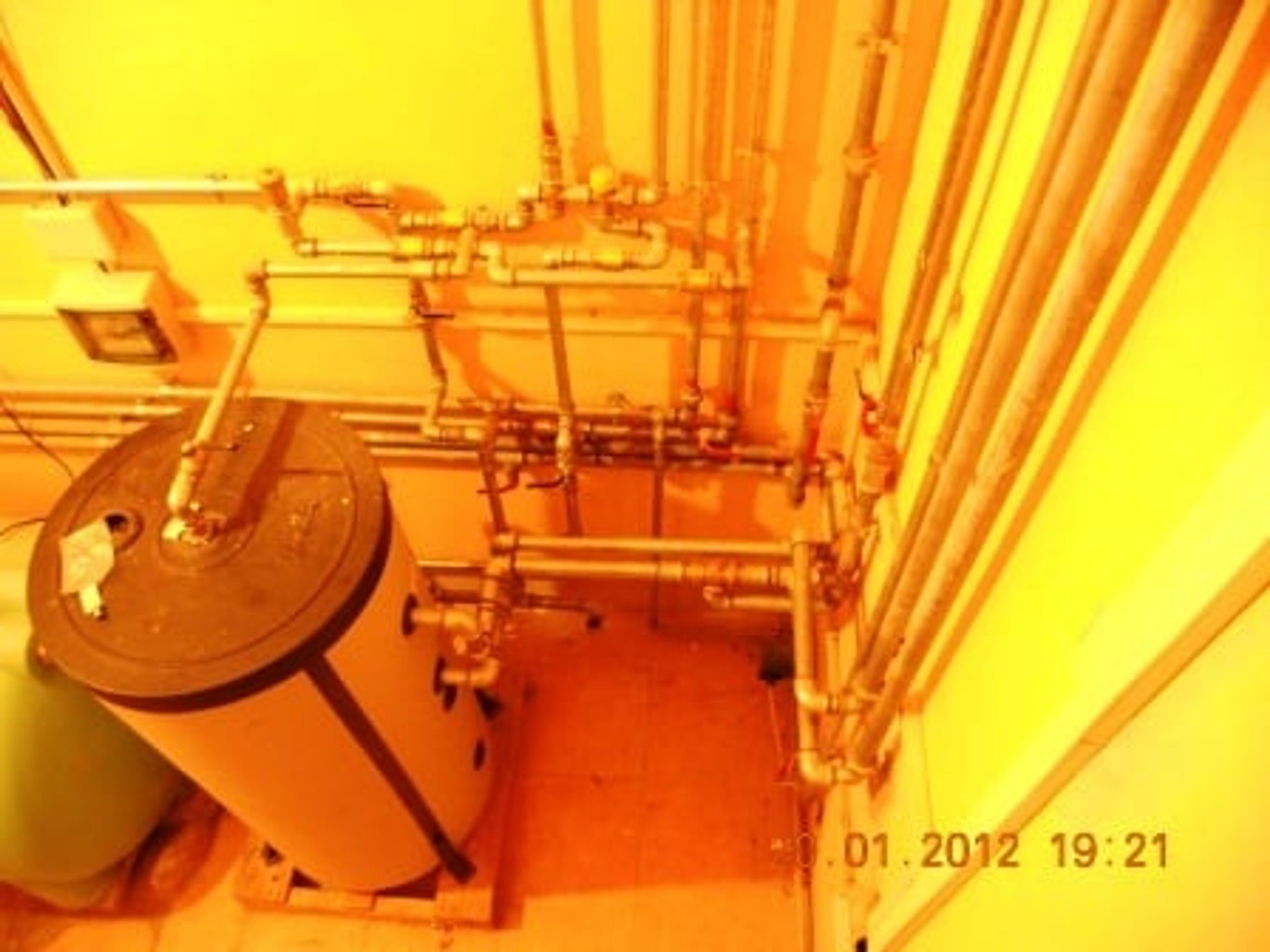 153dbd64-78cc-4776-bd3d-1250ffd32735.jpg