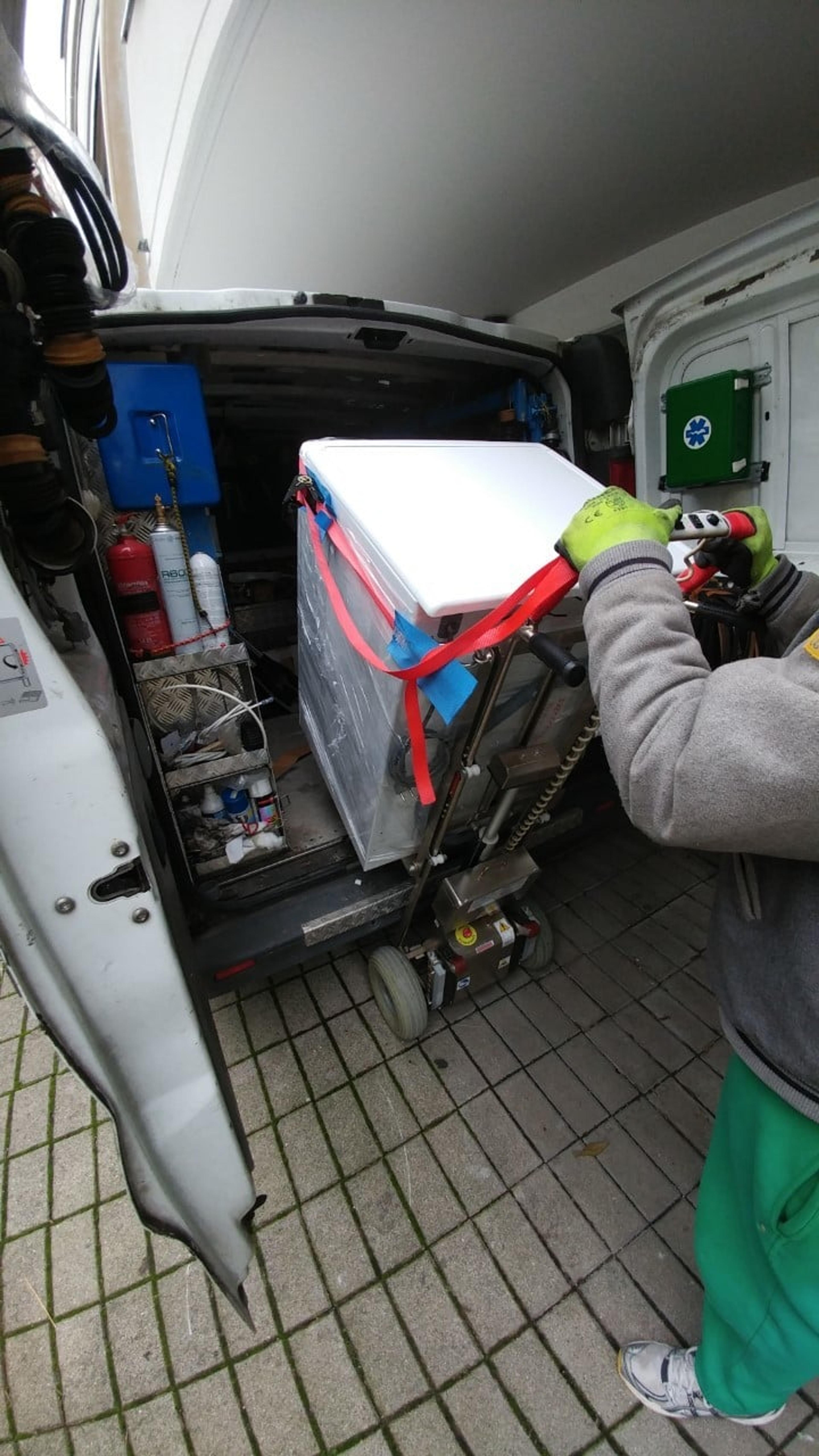 166d7c29-b8af-400e-be12-f7b464535a2d.jpeg