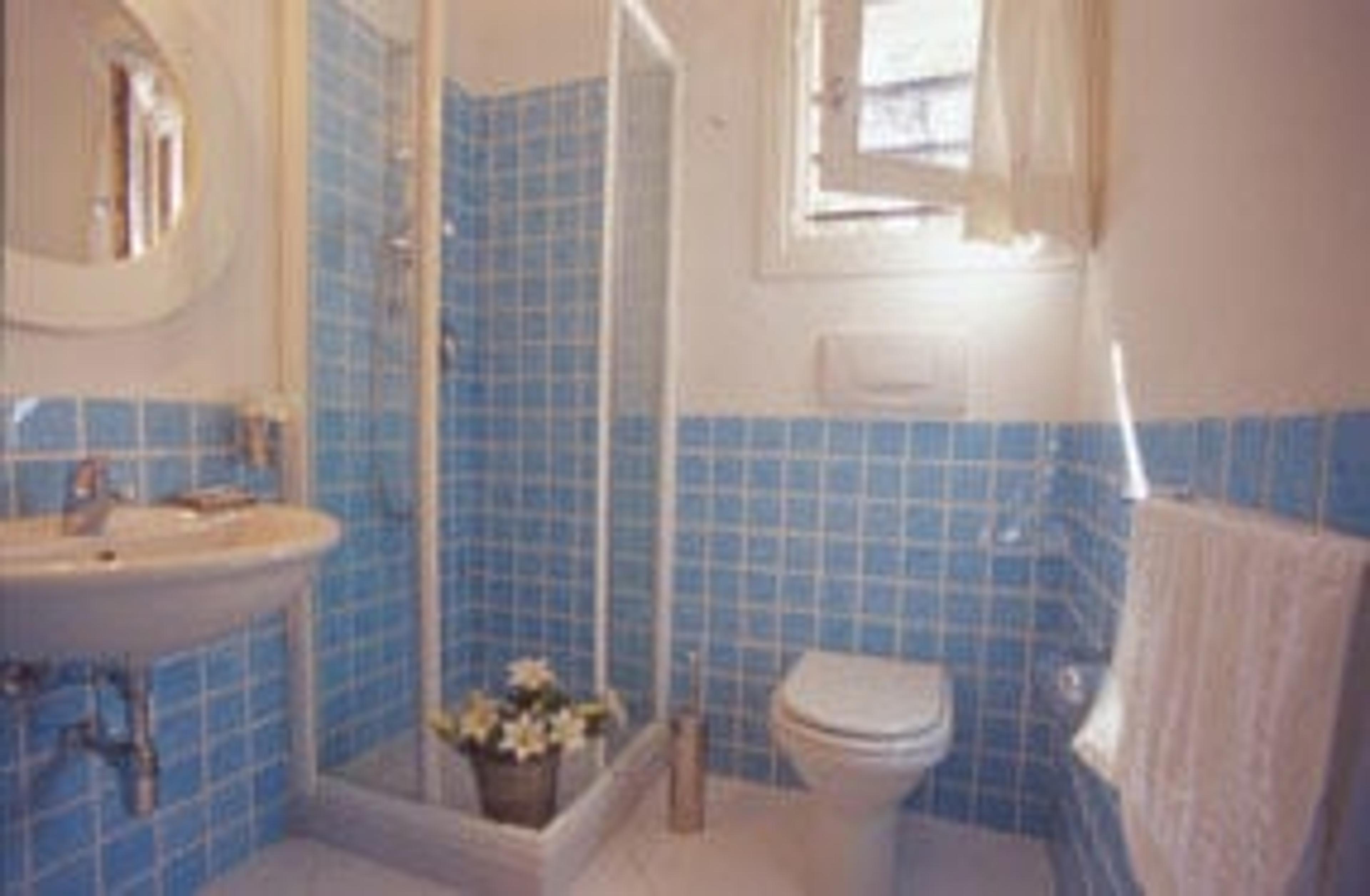 19b6bd0c-54ad-47c4-b481-8973d70cb241.jpg