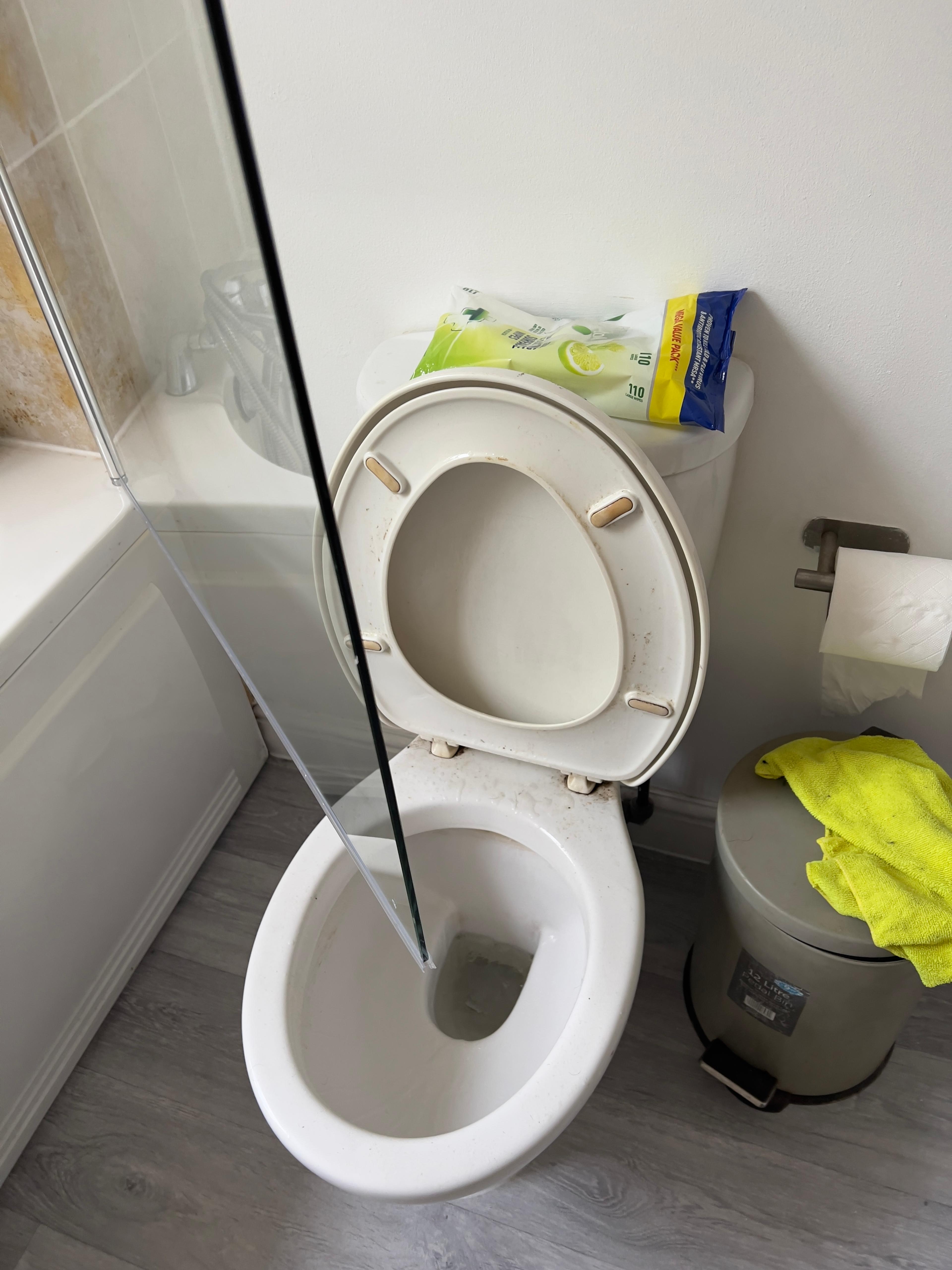 1d1ac877-ddab-4fa1-b1f6-21f1f69a2ef7.jpeg