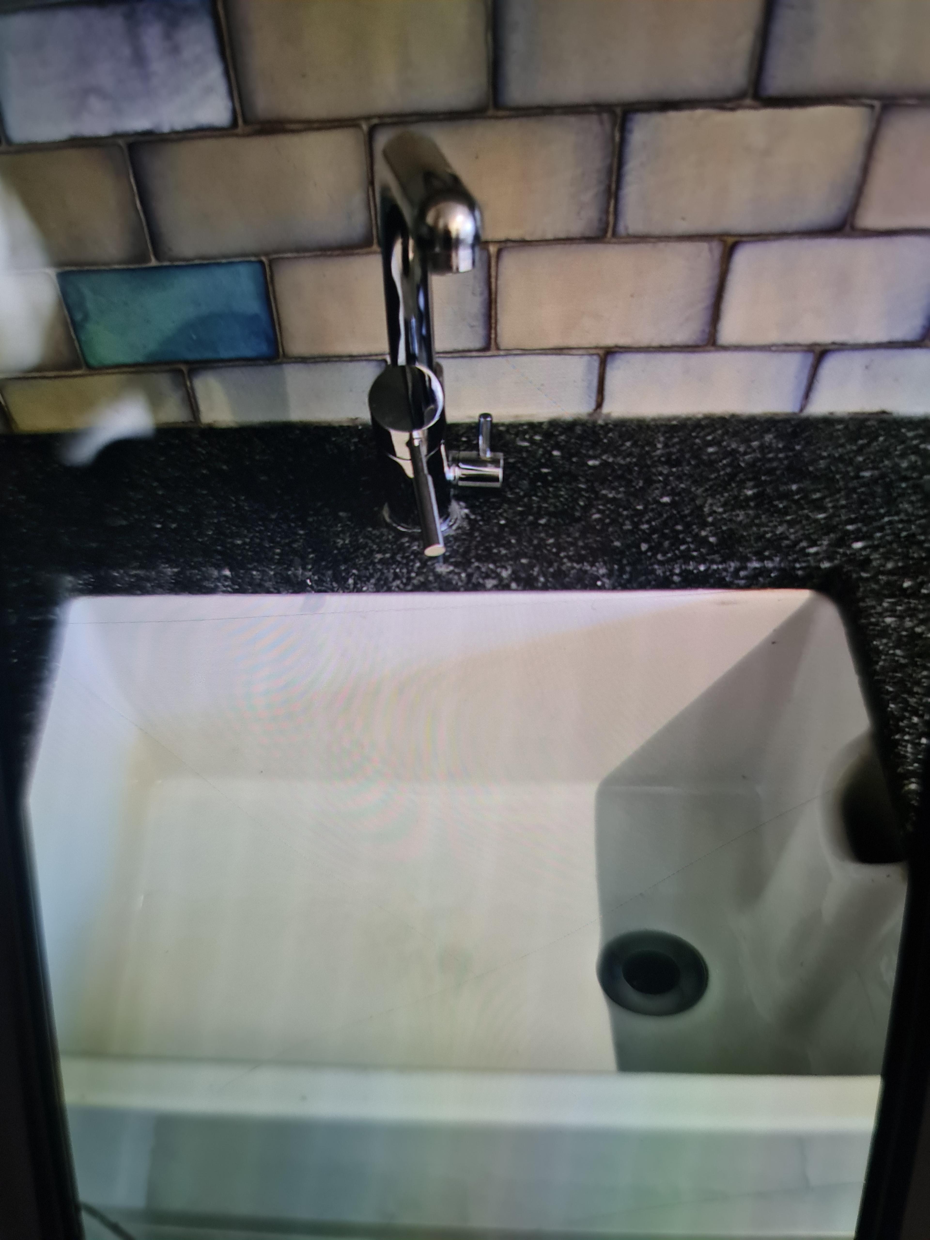 1e202046-d34c-4eb0-bcaf-20498883cc27.jpeg