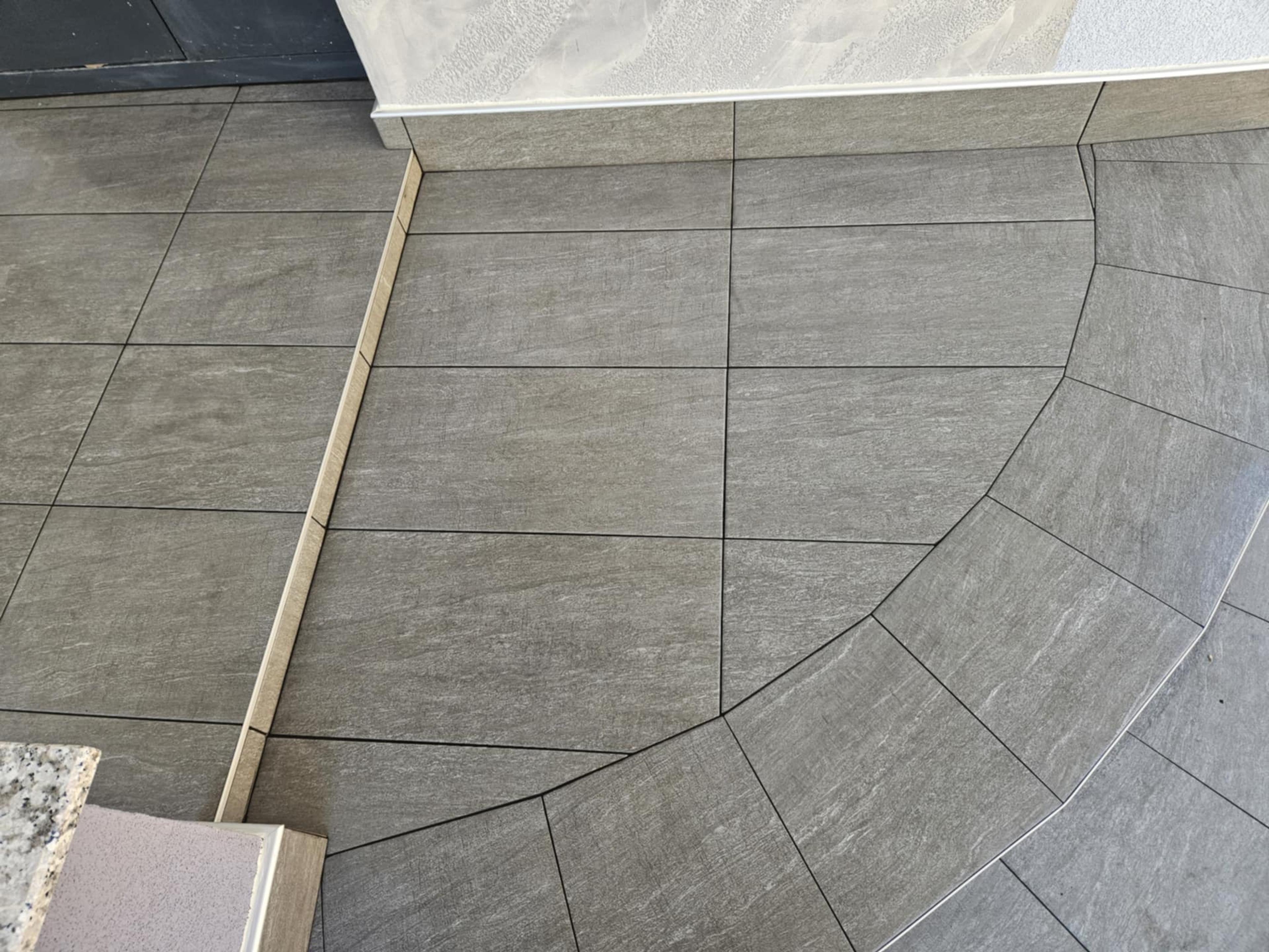 1efd598a-5fa6-490d-8fa2-5d01de1a3790.jpeg