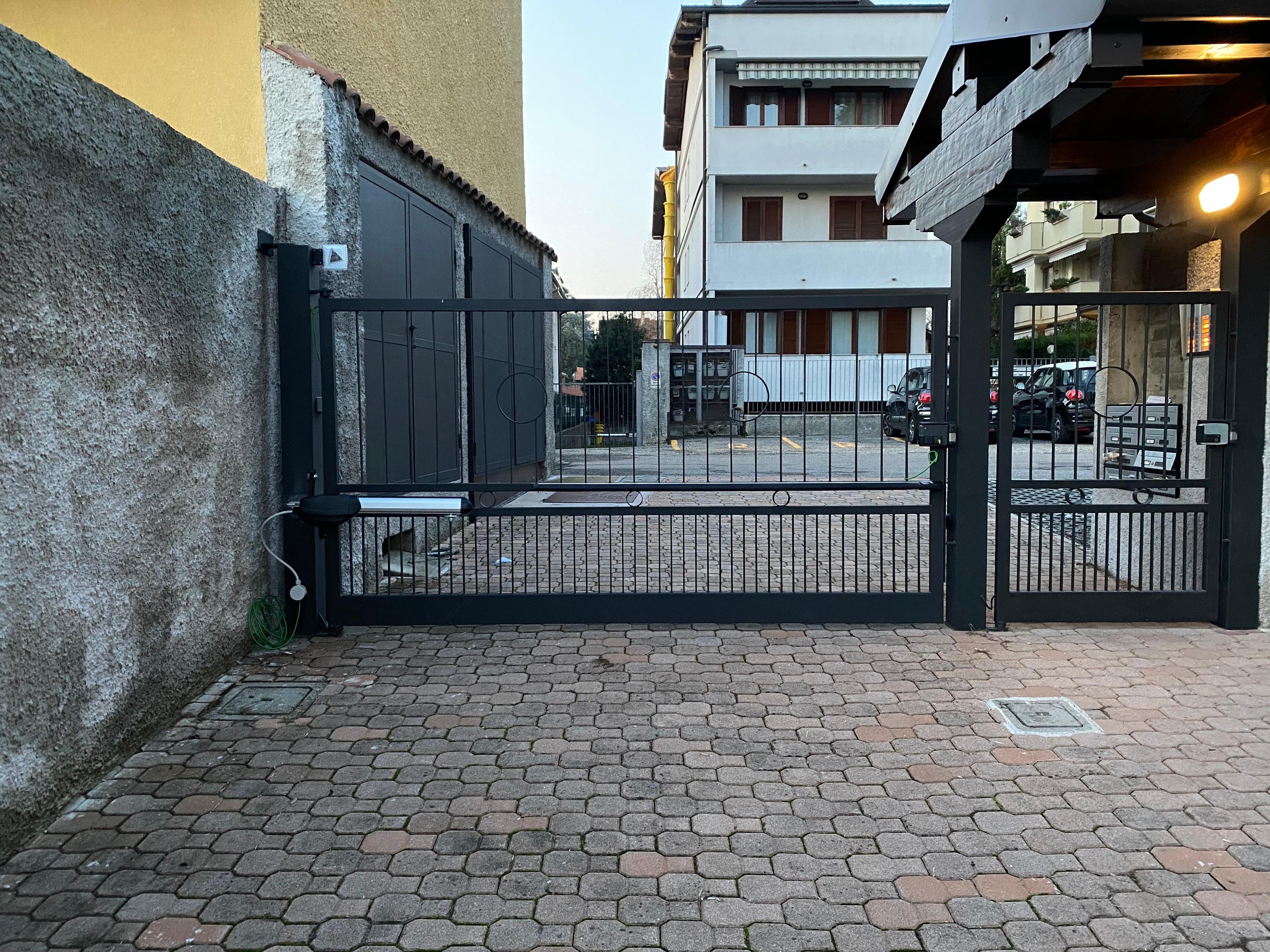 21ec7908-2882-4a88-a455-e430204c12d7.jpeg