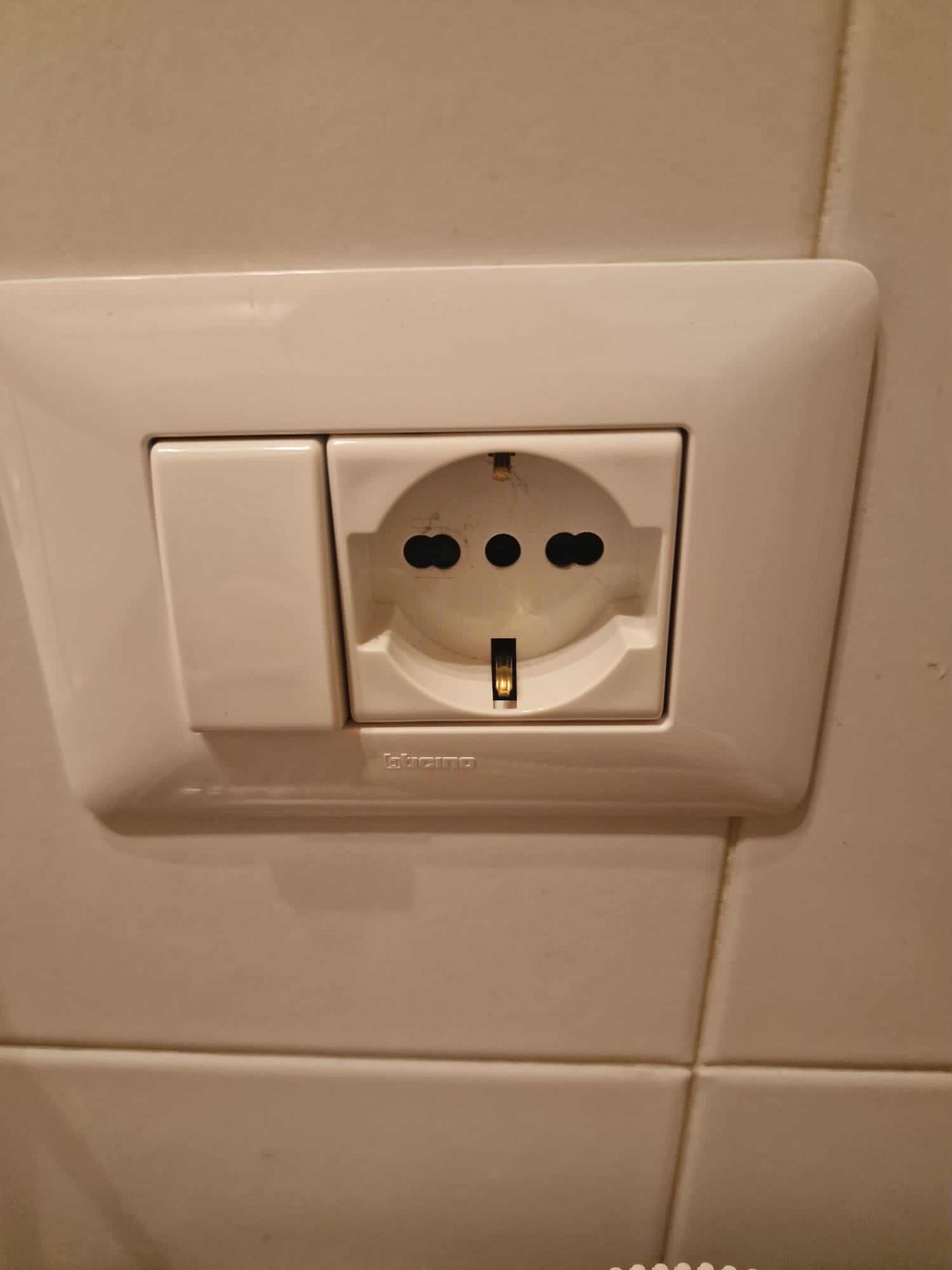 225c6a06-cbf8-46e3-ae7d-31512c92ee6e.jpeg