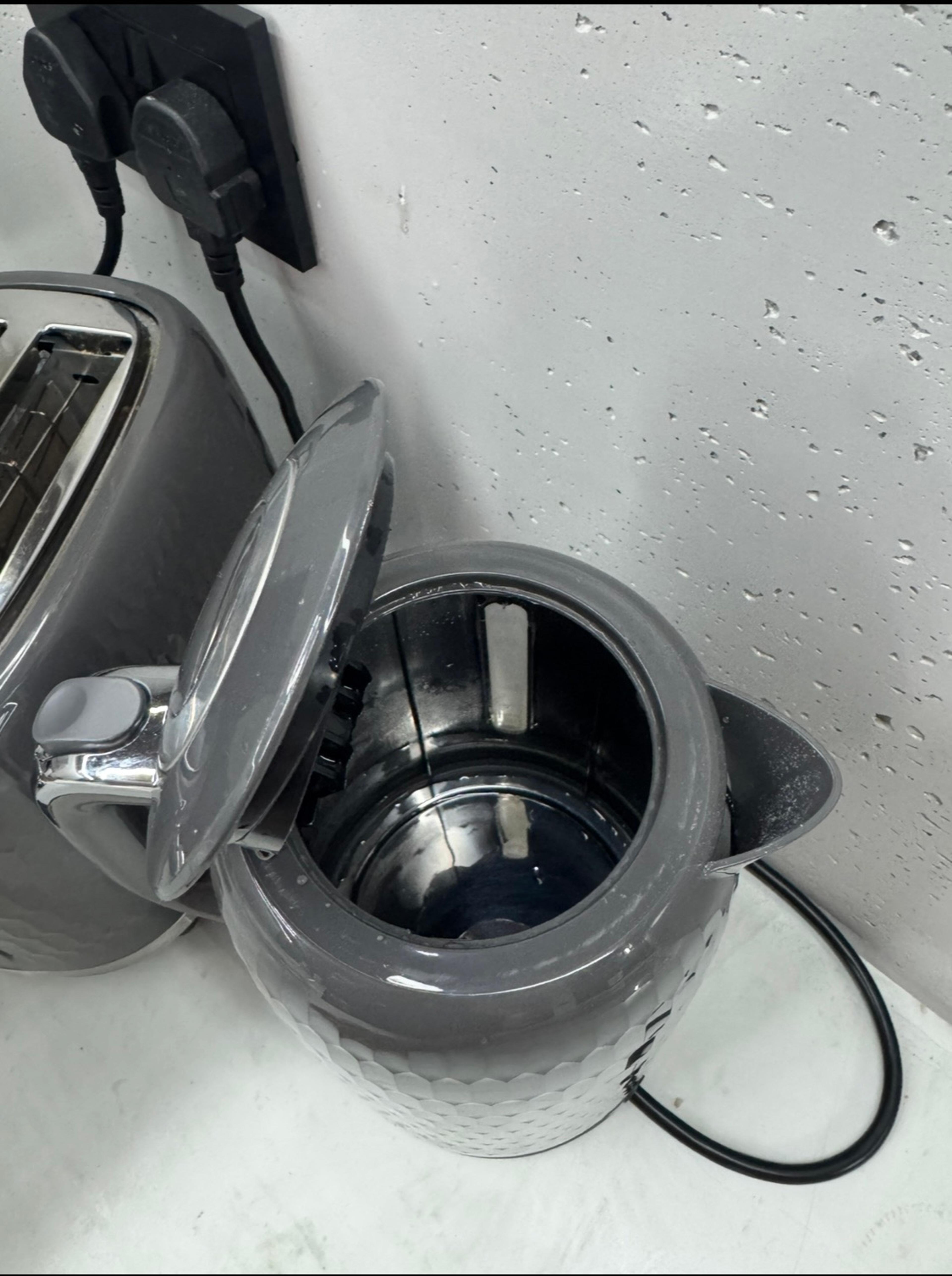 2501396a-5152-4a6d-8083-8d39e490cf2a.jpeg