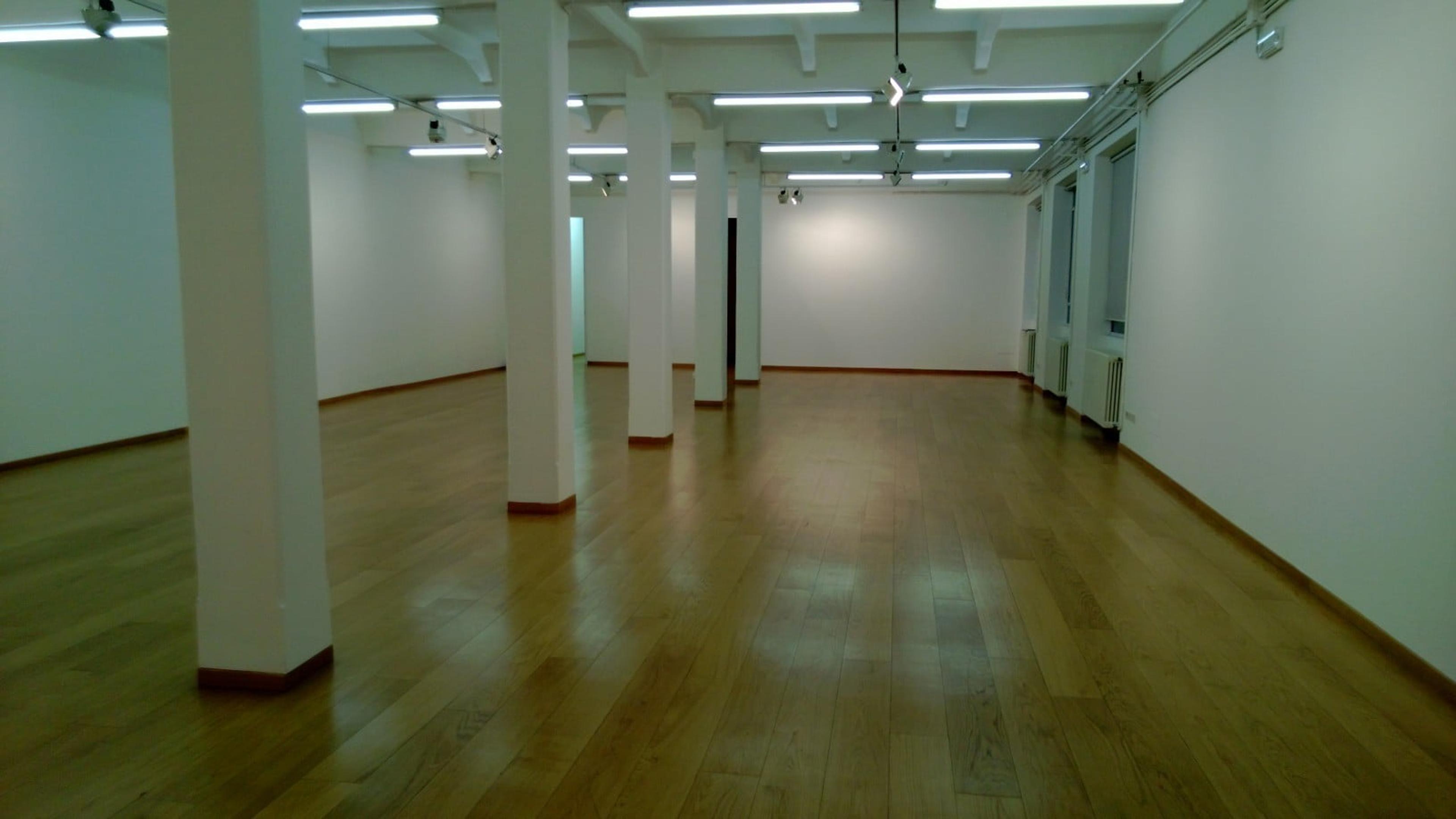 33ee85c9-1fff-416d-a46e-30322bcad9e7.jpg