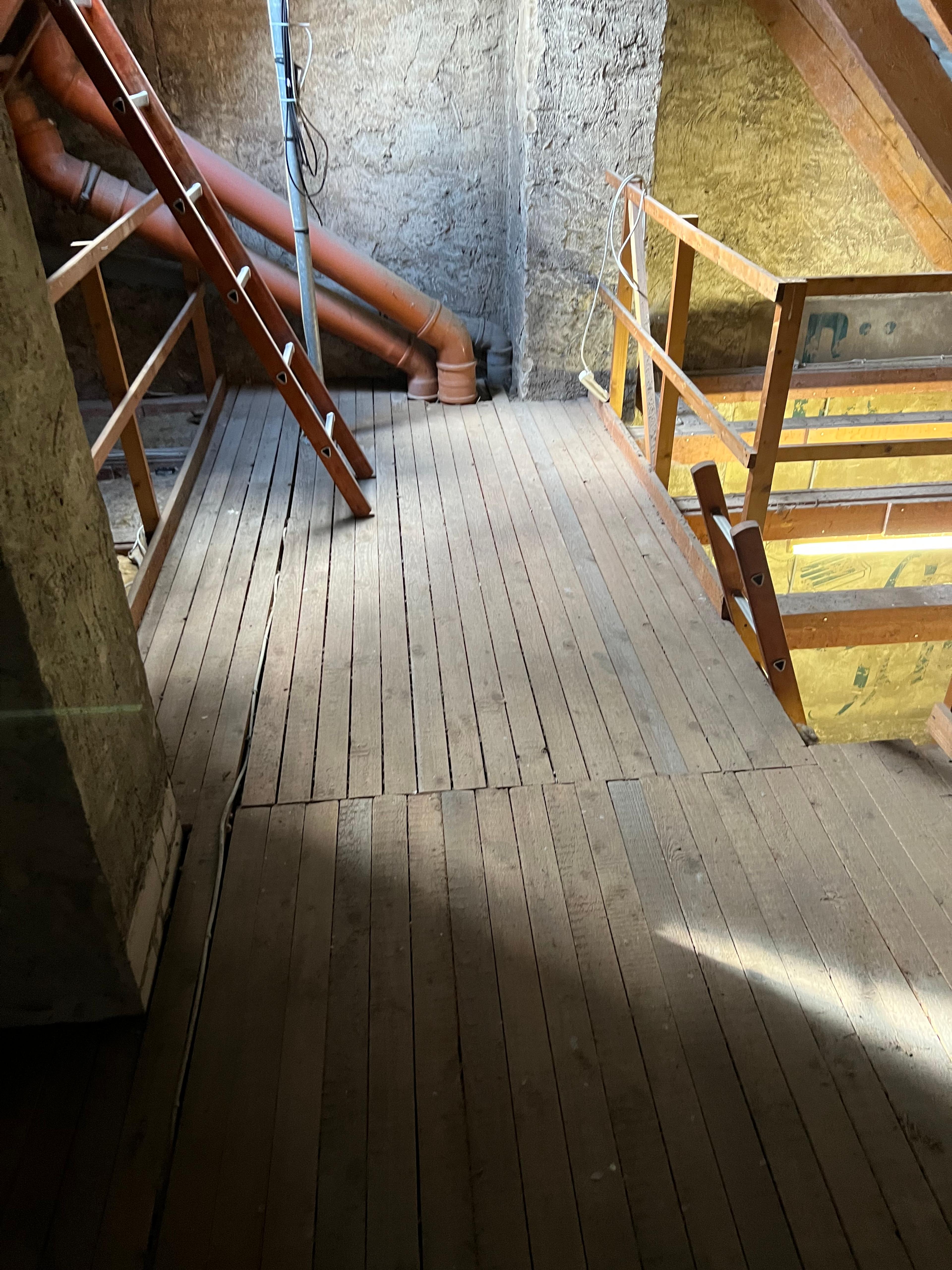 465d219c-b0ec-4d48-b8af-41907980ea60.jpeg