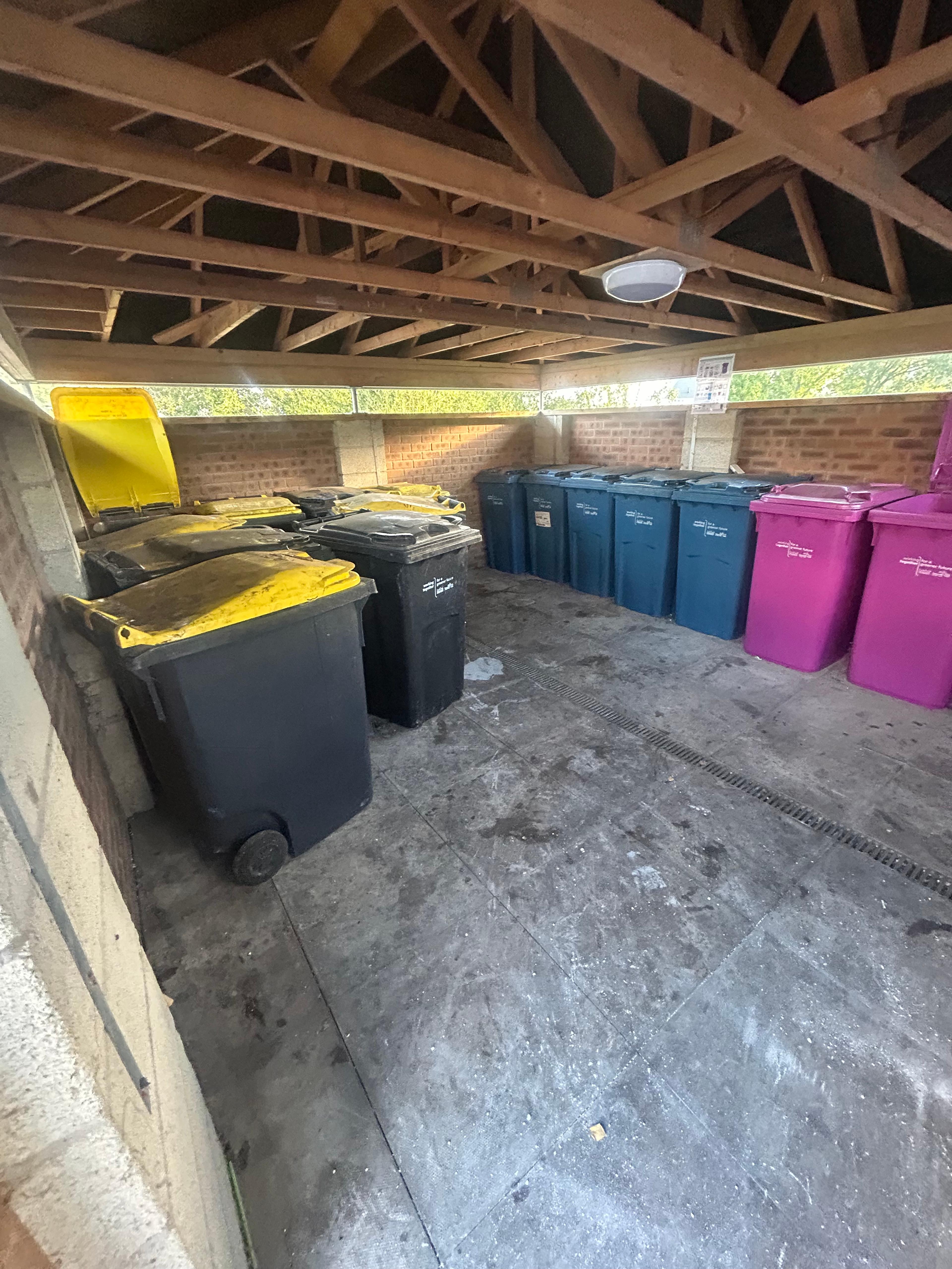 4bfe45f4-525f-4cef-a1ef-9738693eb622.jpeg
