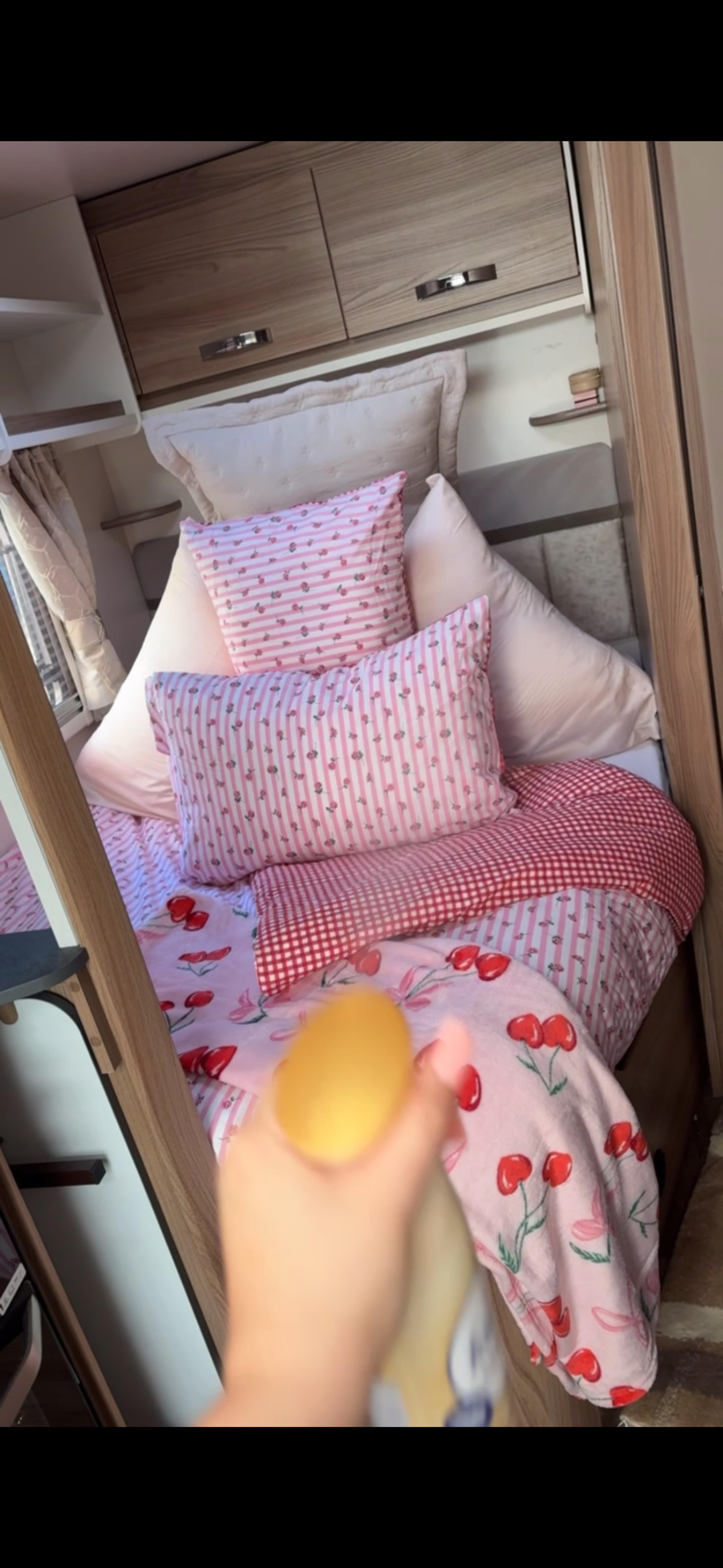 4f8a88fd-4a70-4c3a-b20d-18a108d5d9fc.png