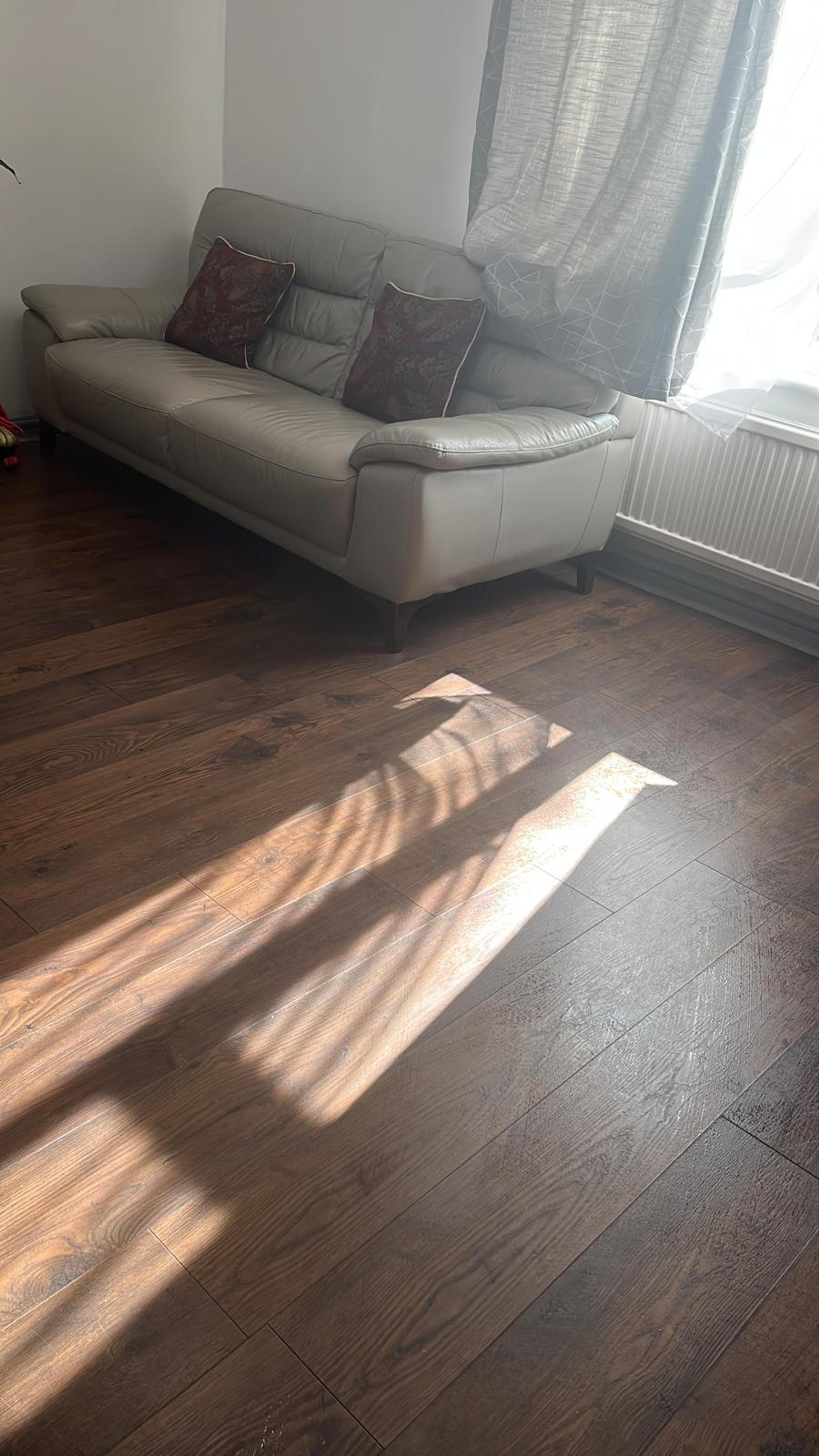 579b37d7-f79c-40ff-a953-e3921c78f651.jpeg