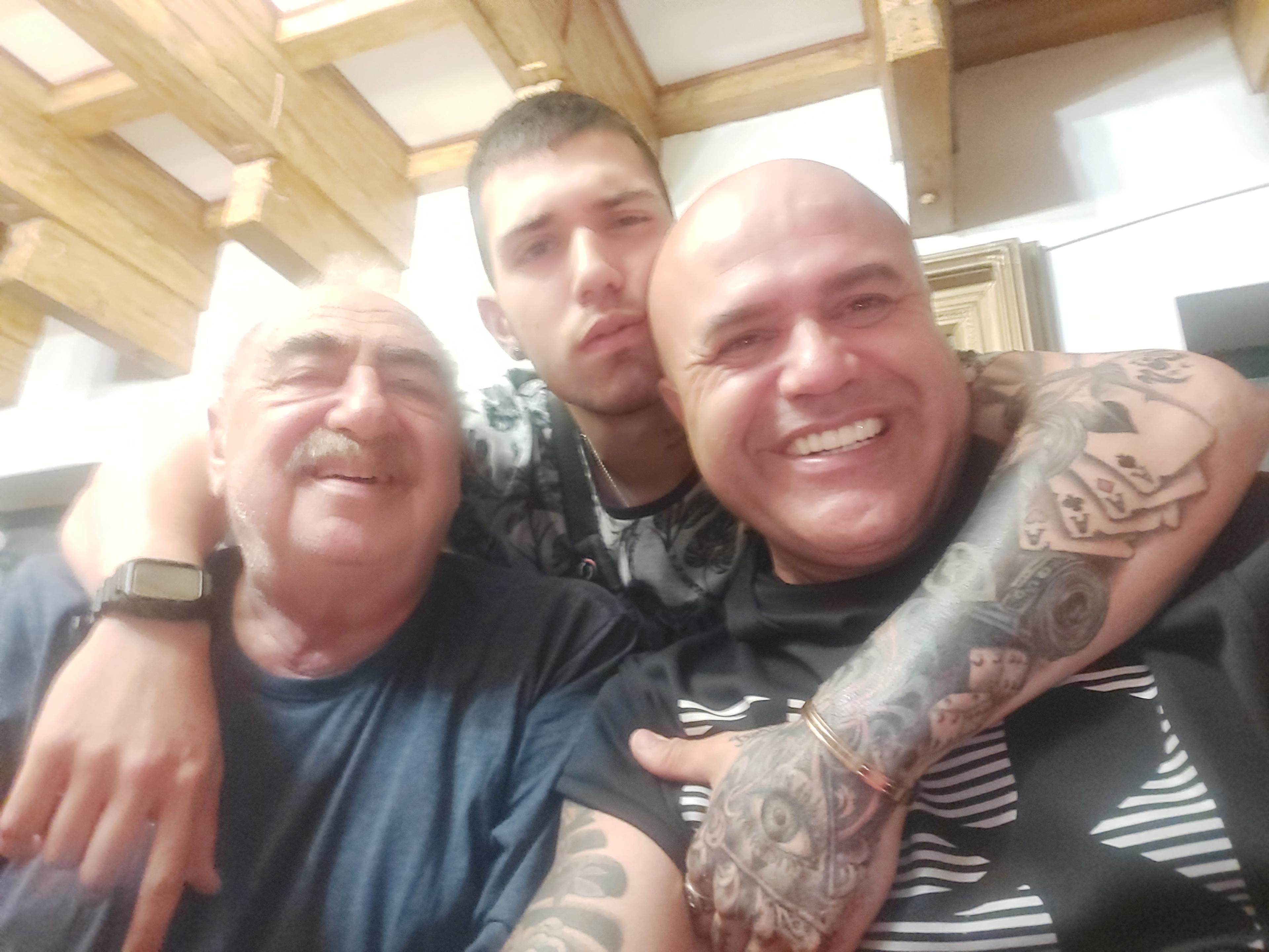 594f401f-5de2-4b8a-98d2-8662394e0d27.jpeg