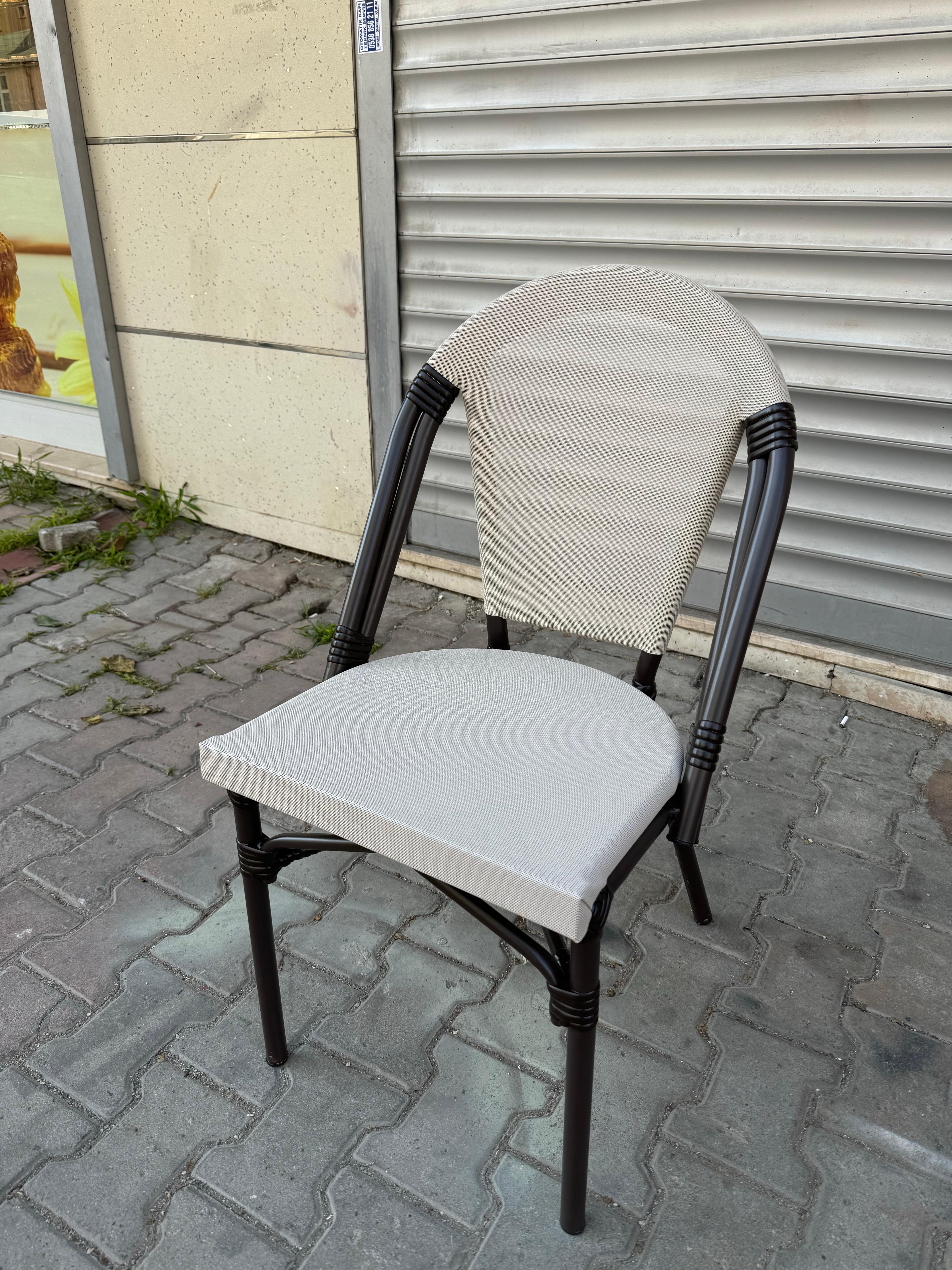 7b6fafae-76df-472d-8cee-25cf123a940e.jpeg