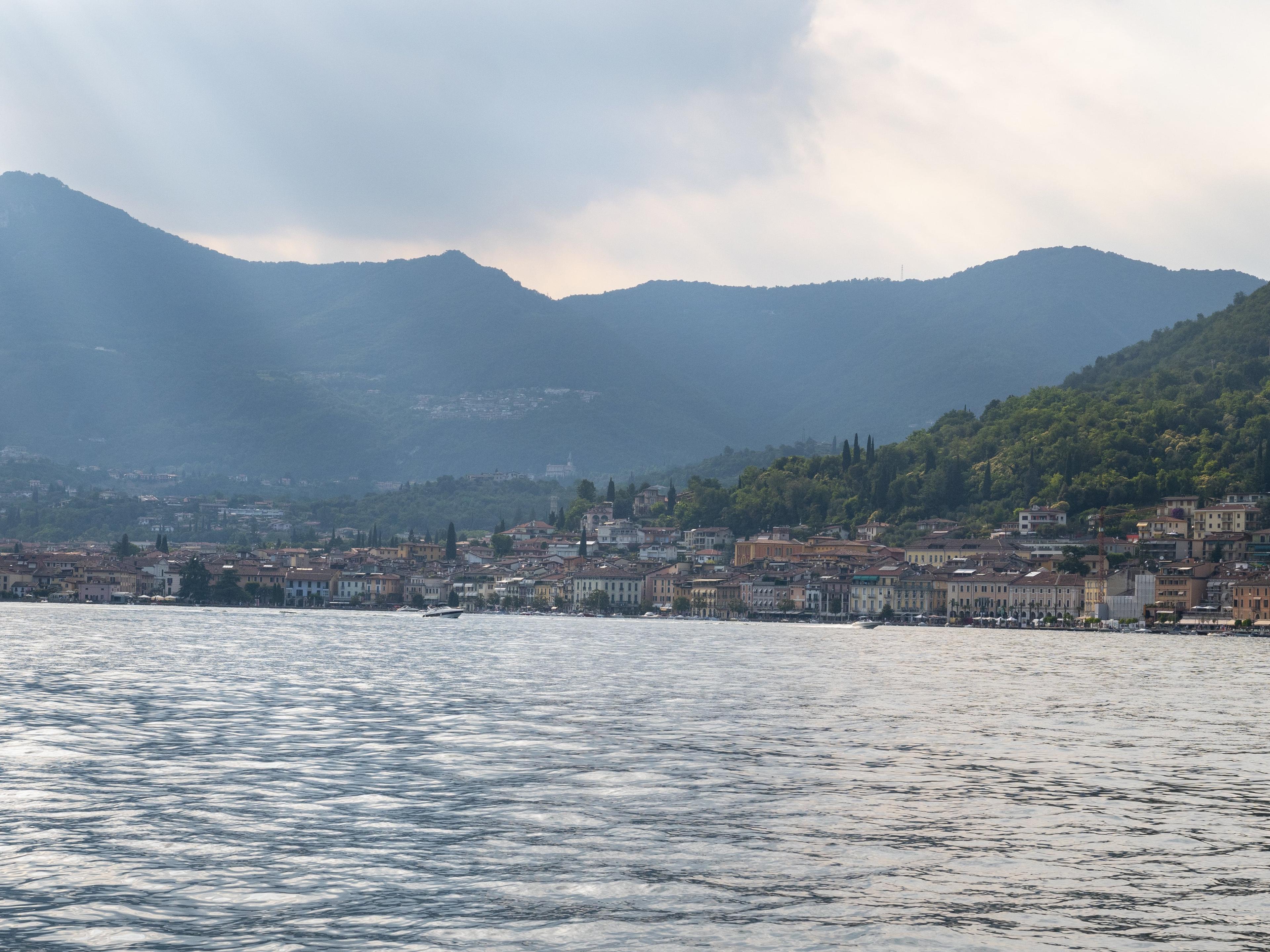 8846f365-81db-4249-8088-e3d30a75db08.jpeg