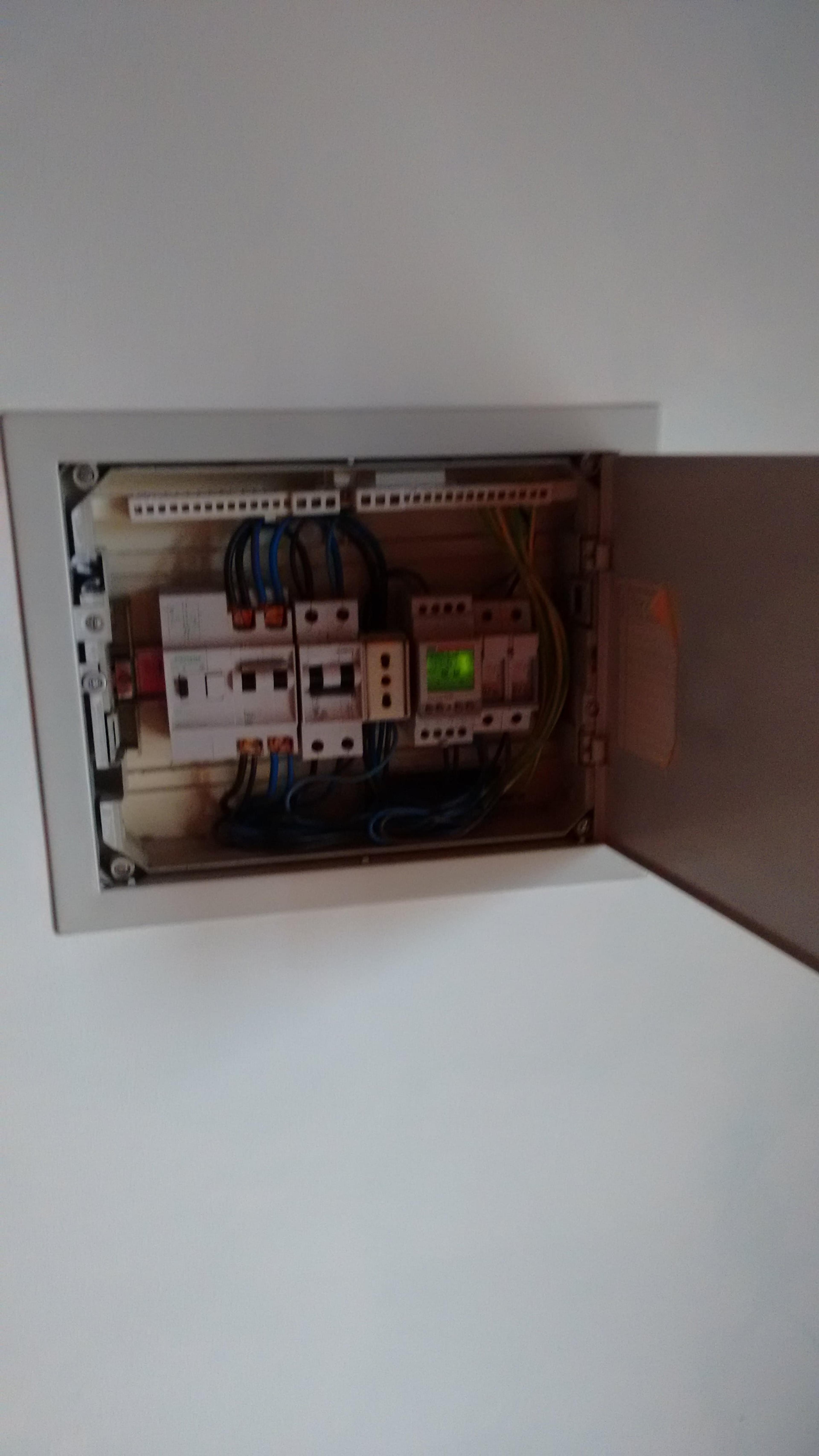 8a967310-23ef-4545-aa59-90b820f8edc3.jpg