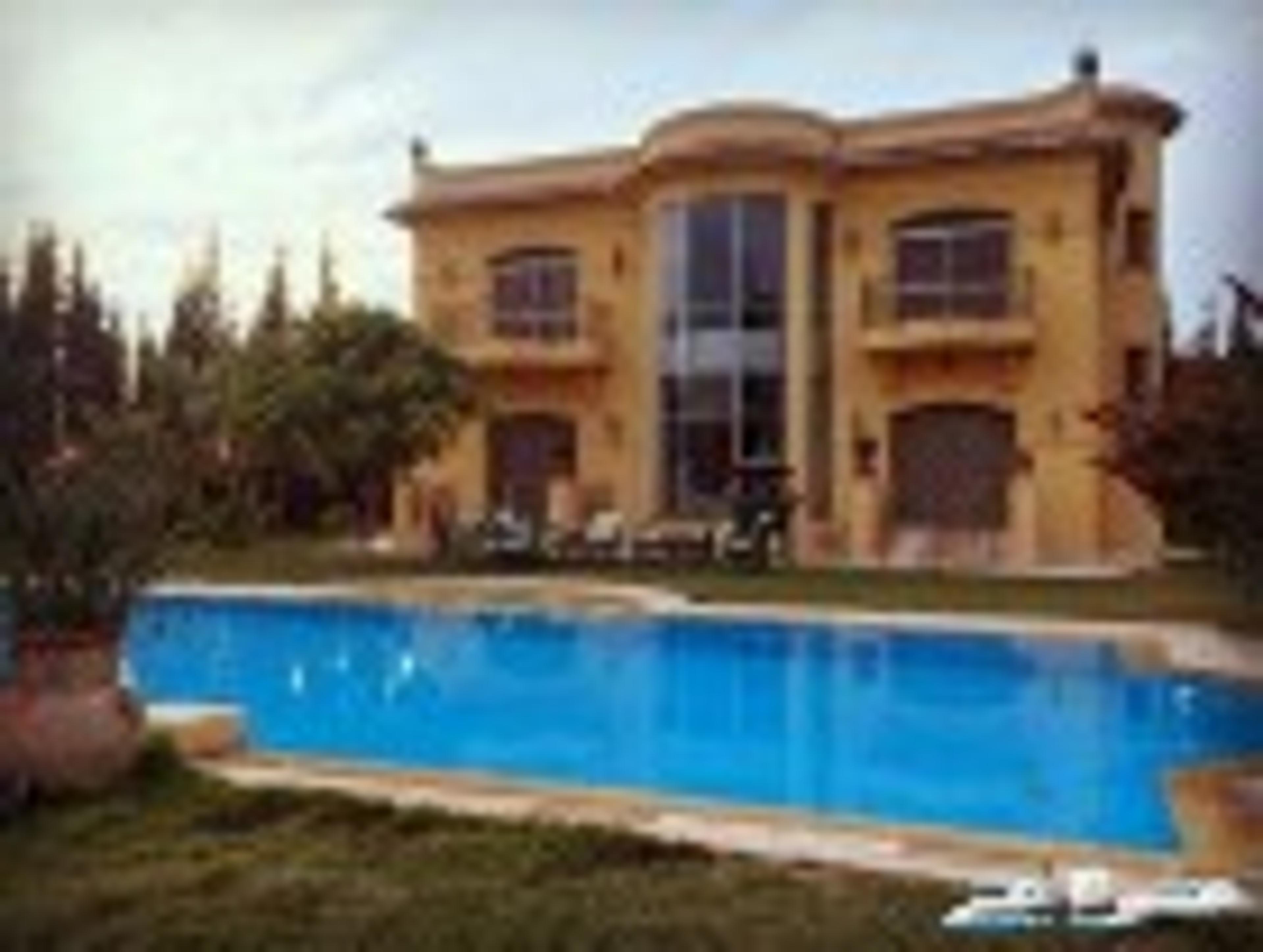 8b21a59e-fb45-42b8-8de4-c676b7df6fd9.jpeg