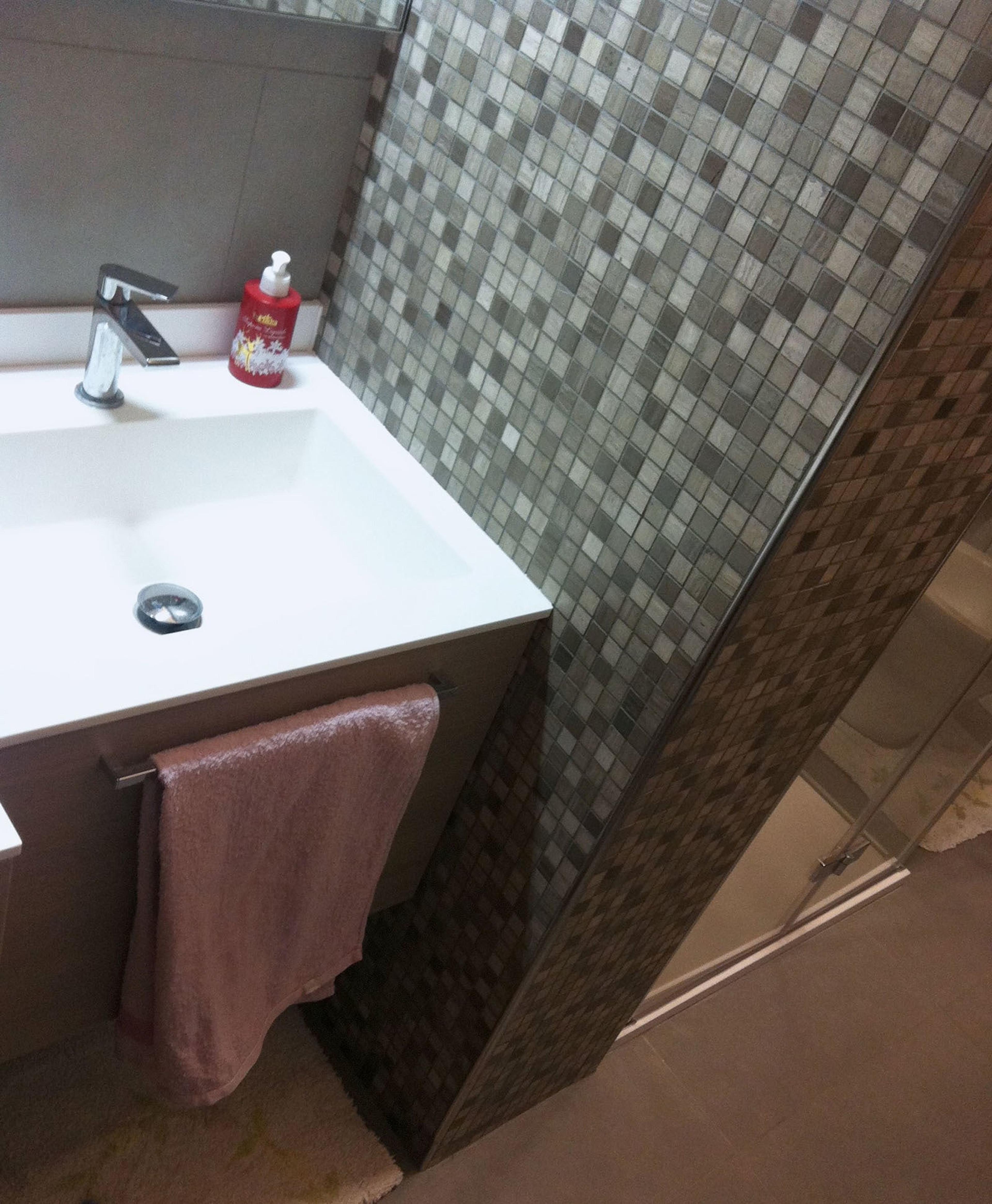 90cbd6ba-b608-4a77-8a92-847f148850bd.jpg