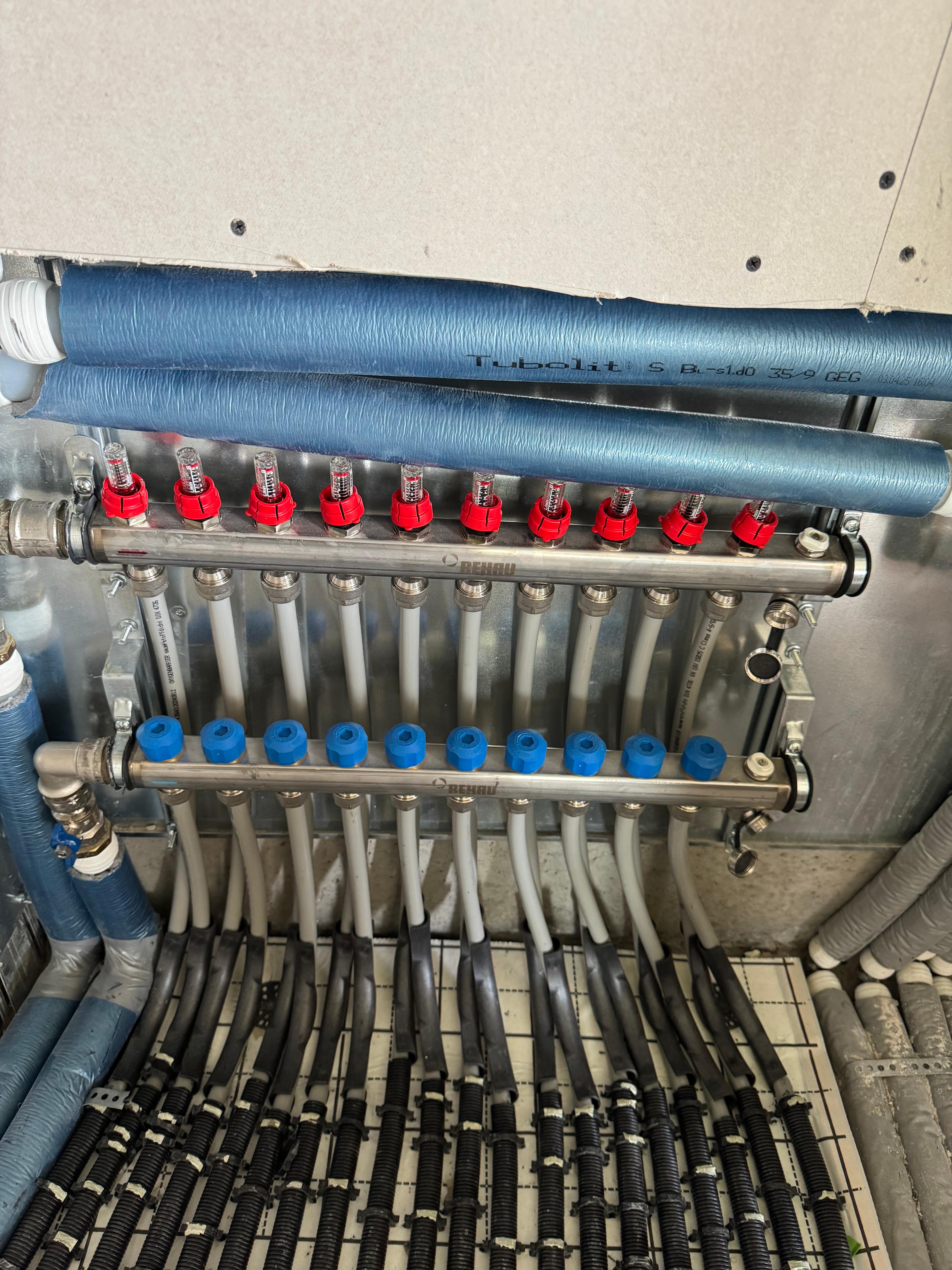 93f9b470-a572-4582-838c-a5b7d8e25640.jpeg