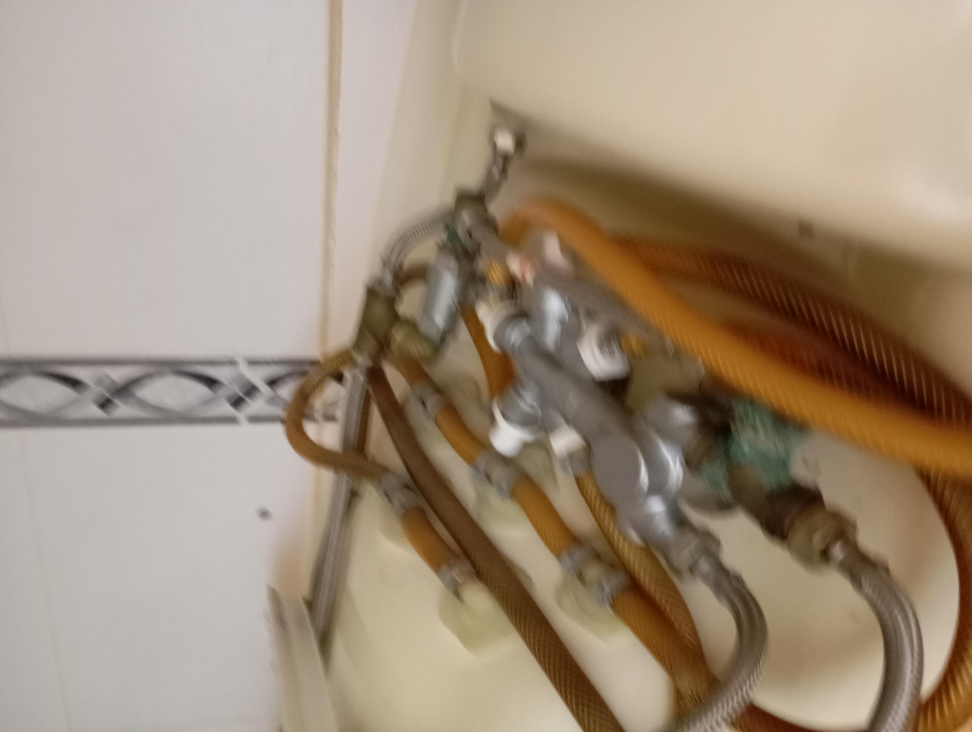 98f0fd9c-44a5-400f-ae59-9b5e6a34900d.jpeg