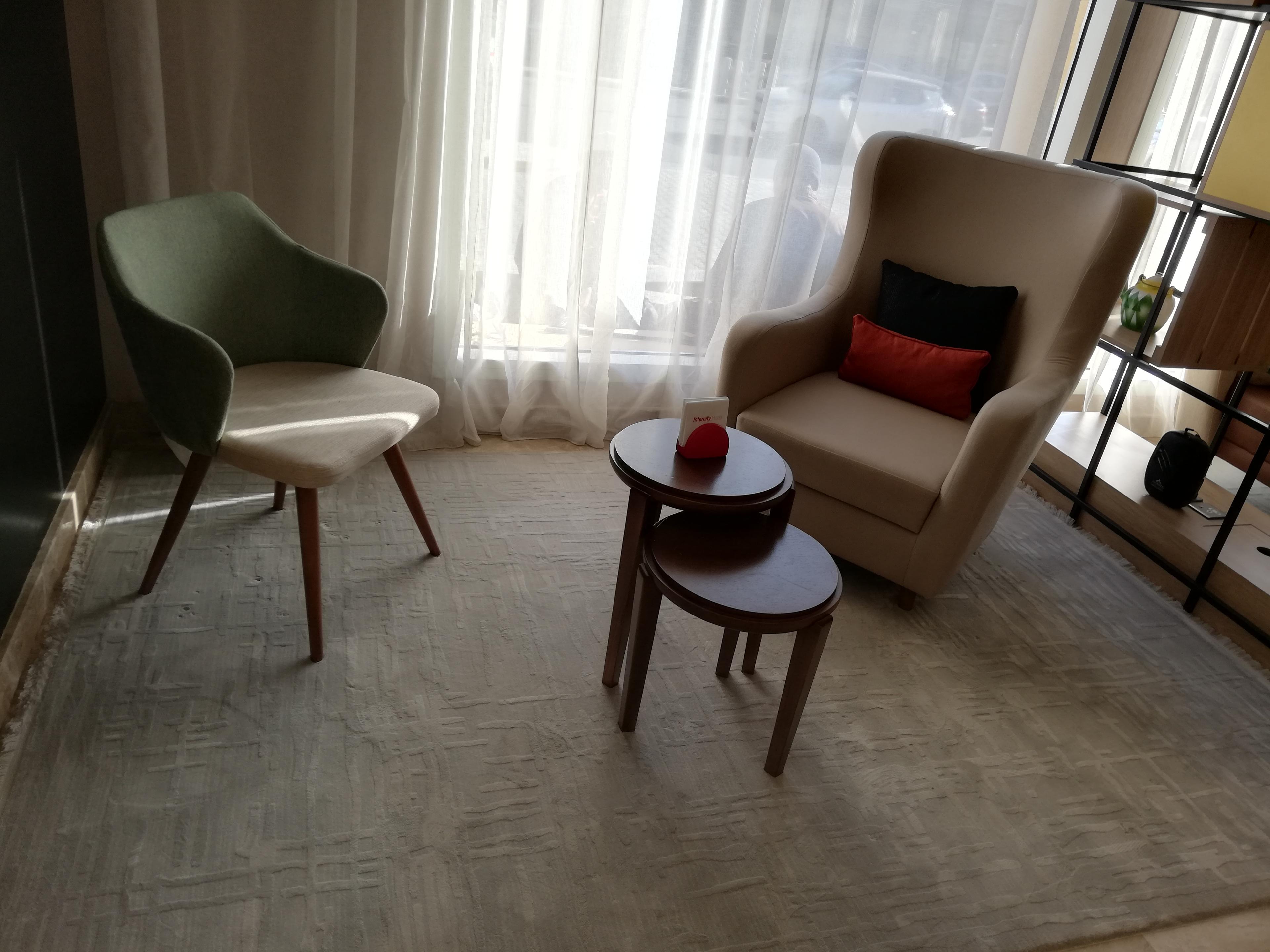 9edfe995-992a-42aa-ba70-6ed95b6d067d.jpeg