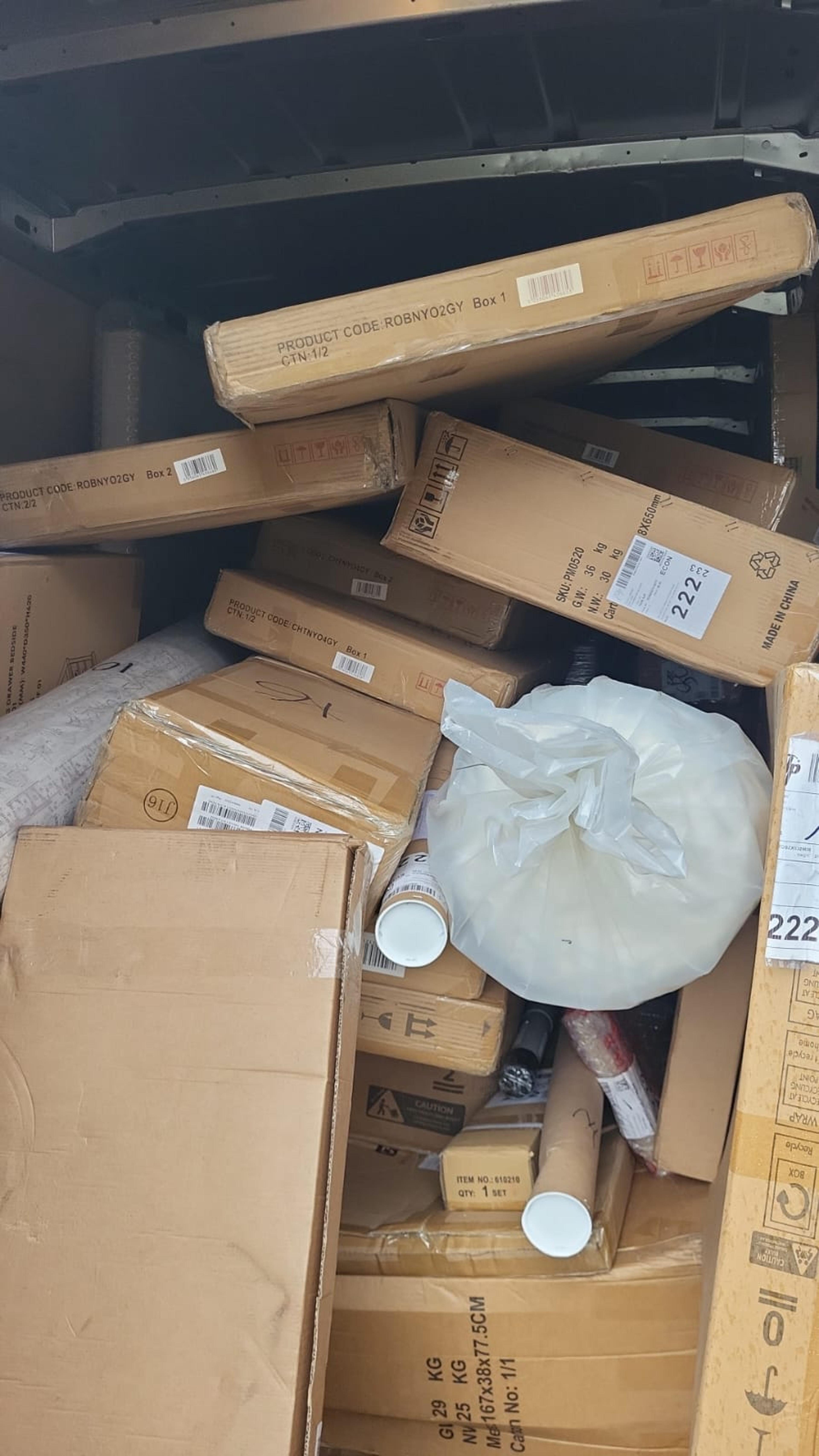 a1694905-b83a-48fe-a6cf-f4d1a9b8ce6f.jpeg