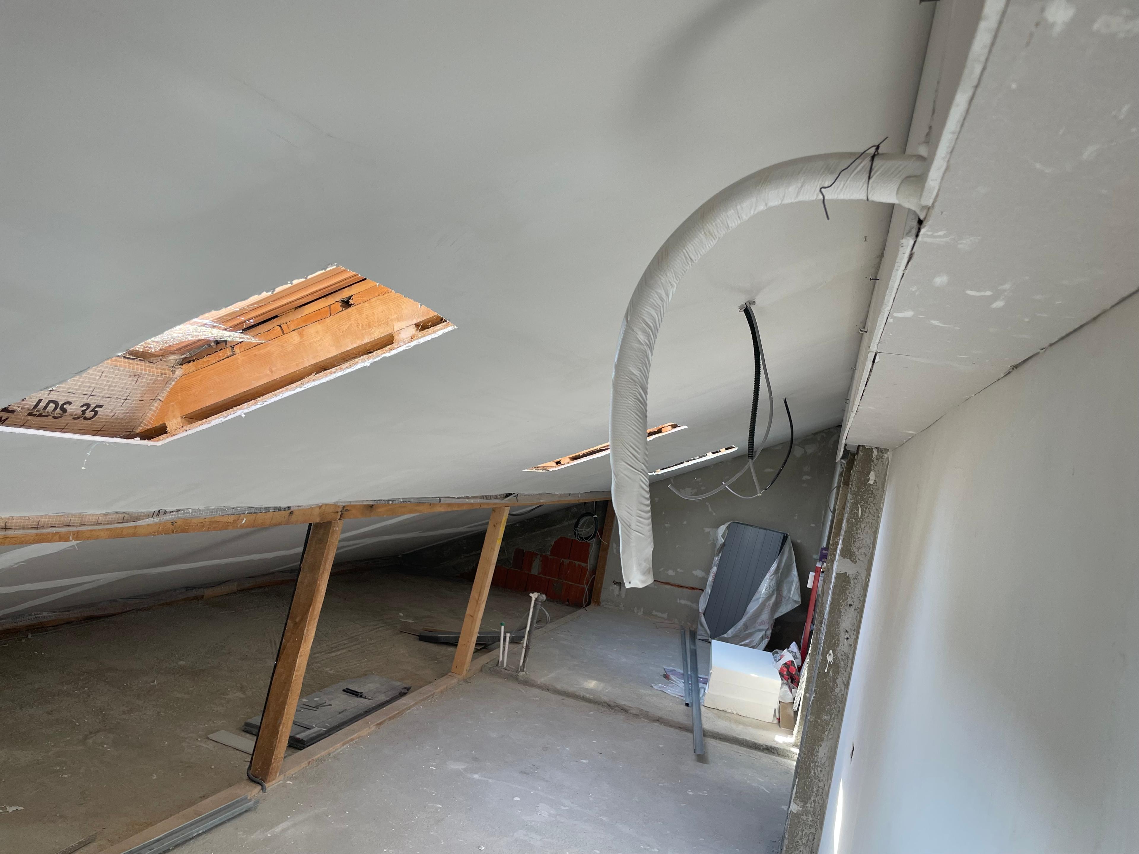 a1e6aea6-193d-44ab-9af4-4e7558de989b.jpeg