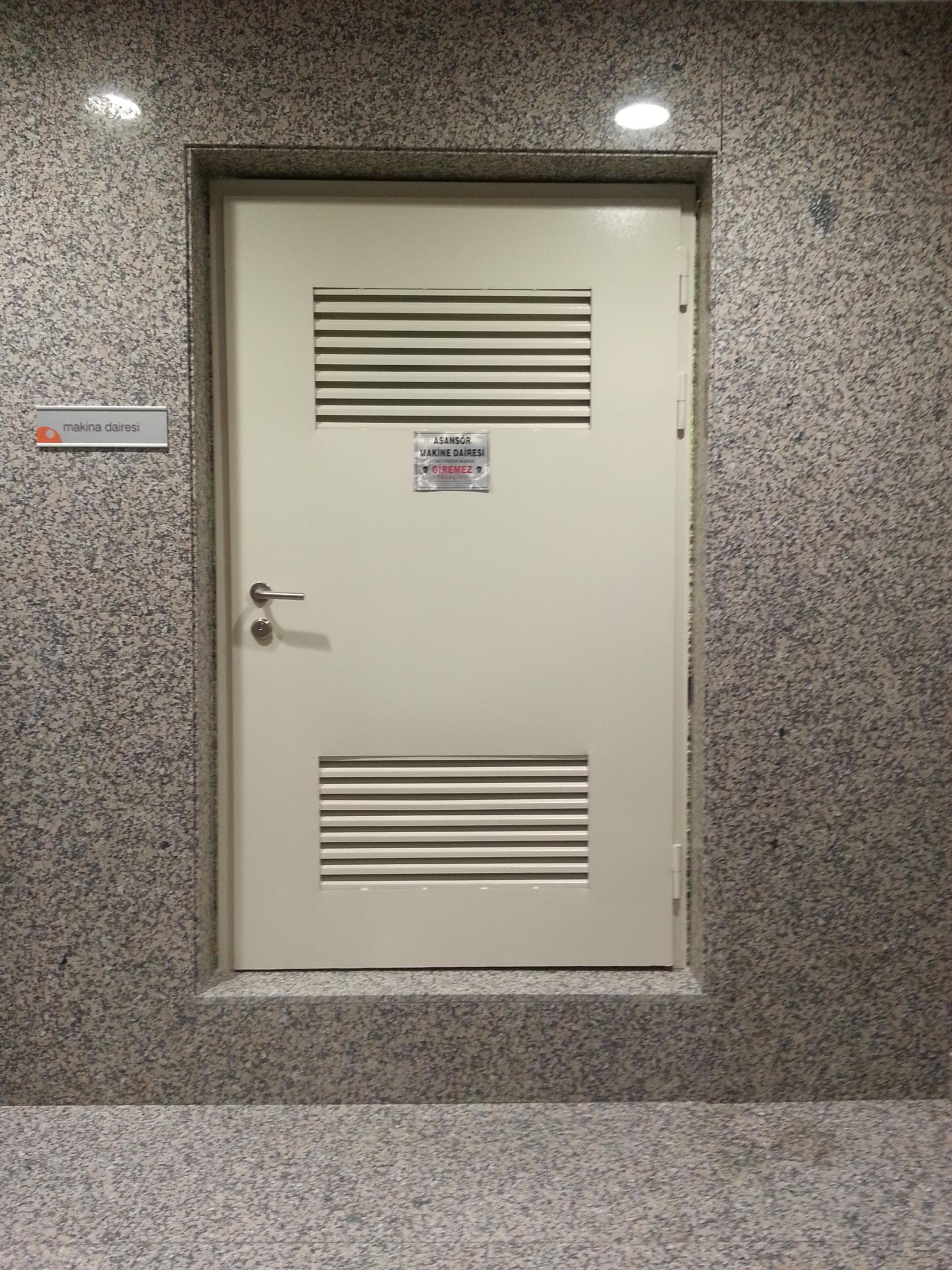b22d2a7e-2038-4814-a43e-4091d8d73ff5.jpg