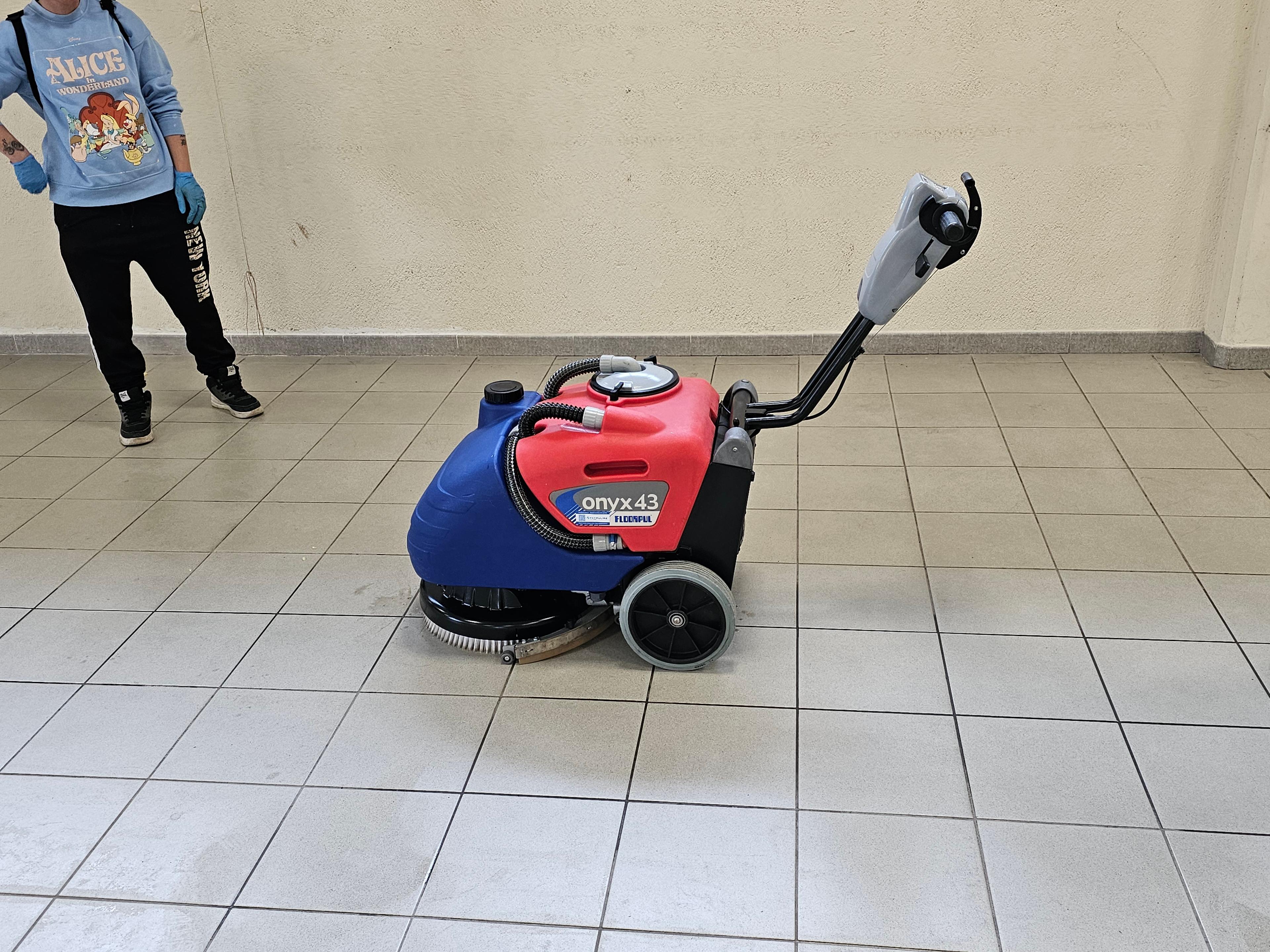 c4dc29b5-cef3-400e-9e5f-effdf85f3cc0.jpeg