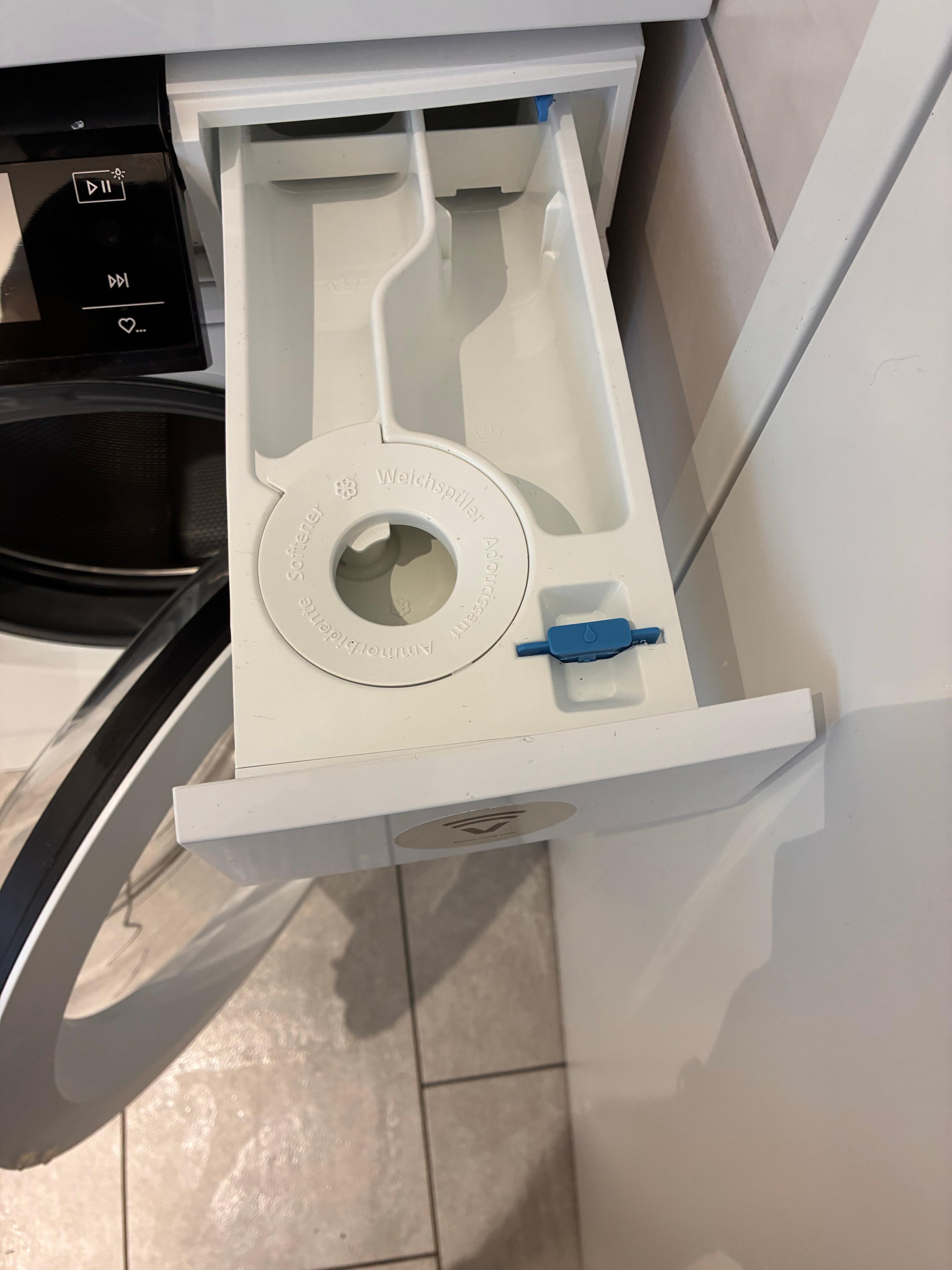 c6897ad3-f62c-4ad5-9f61-e5a81fa32d8d.jpeg