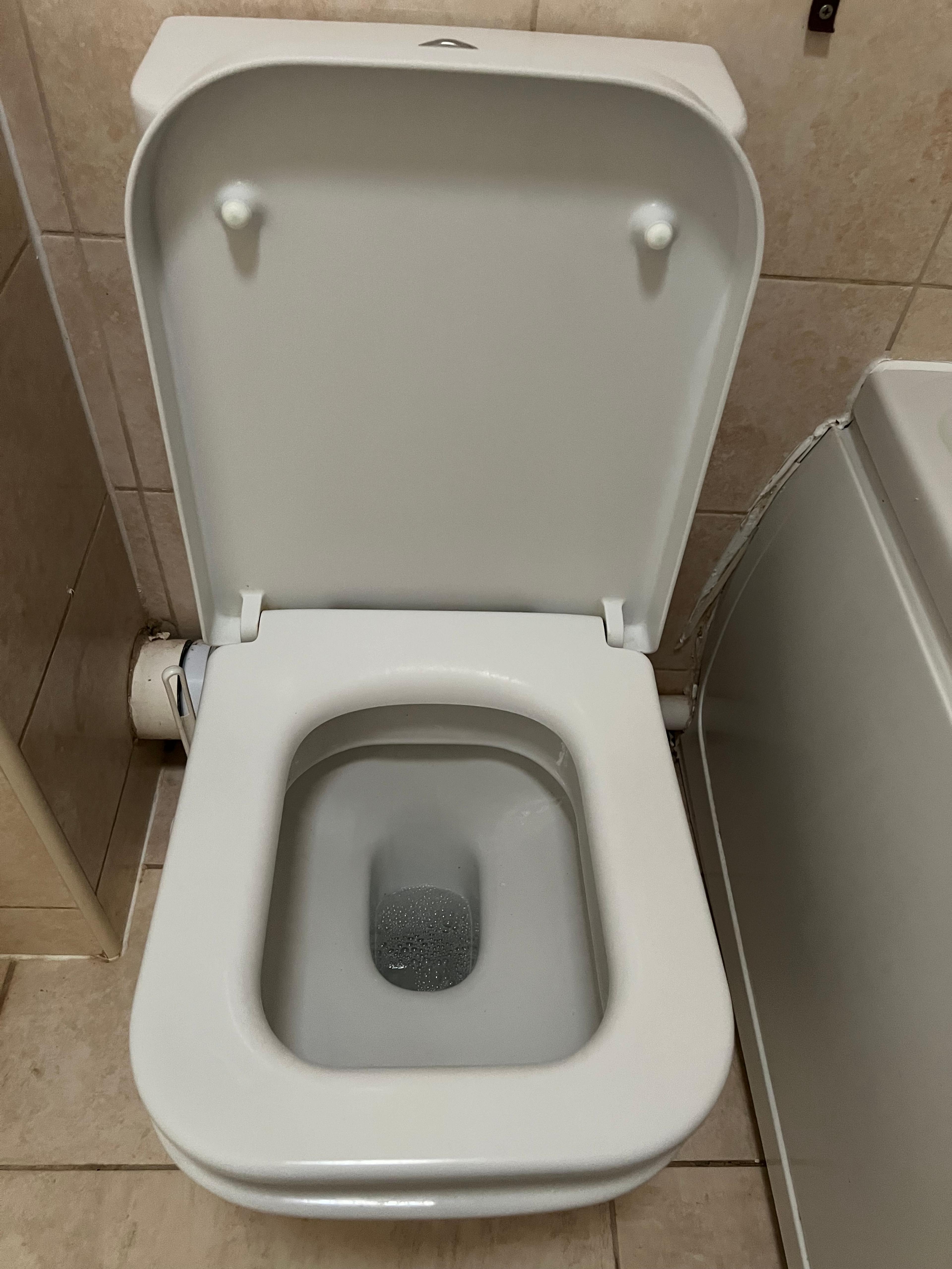 ca37a6bb-dbe6-4620-aa9c-e1322a4733af.jpeg