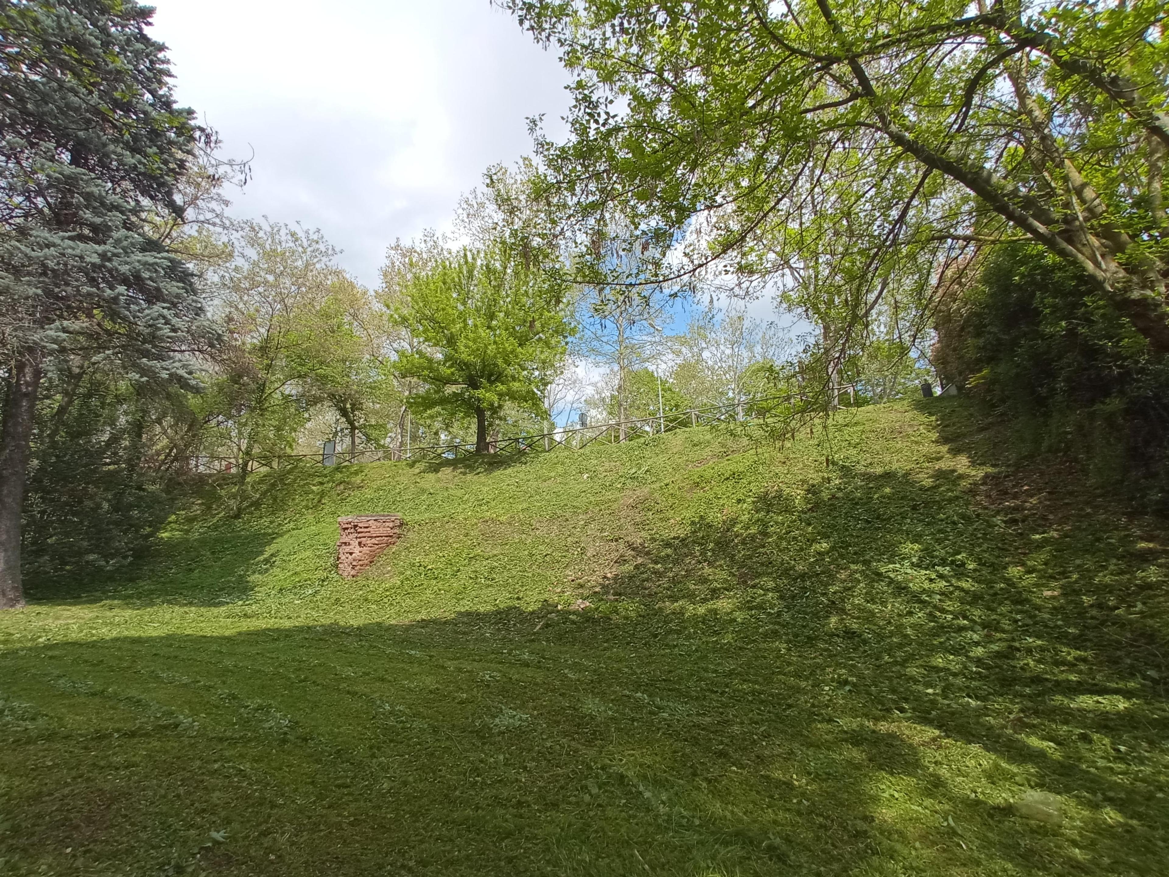 caa01e4d-f9a0-4a05-bc27-b36032797097.jpeg