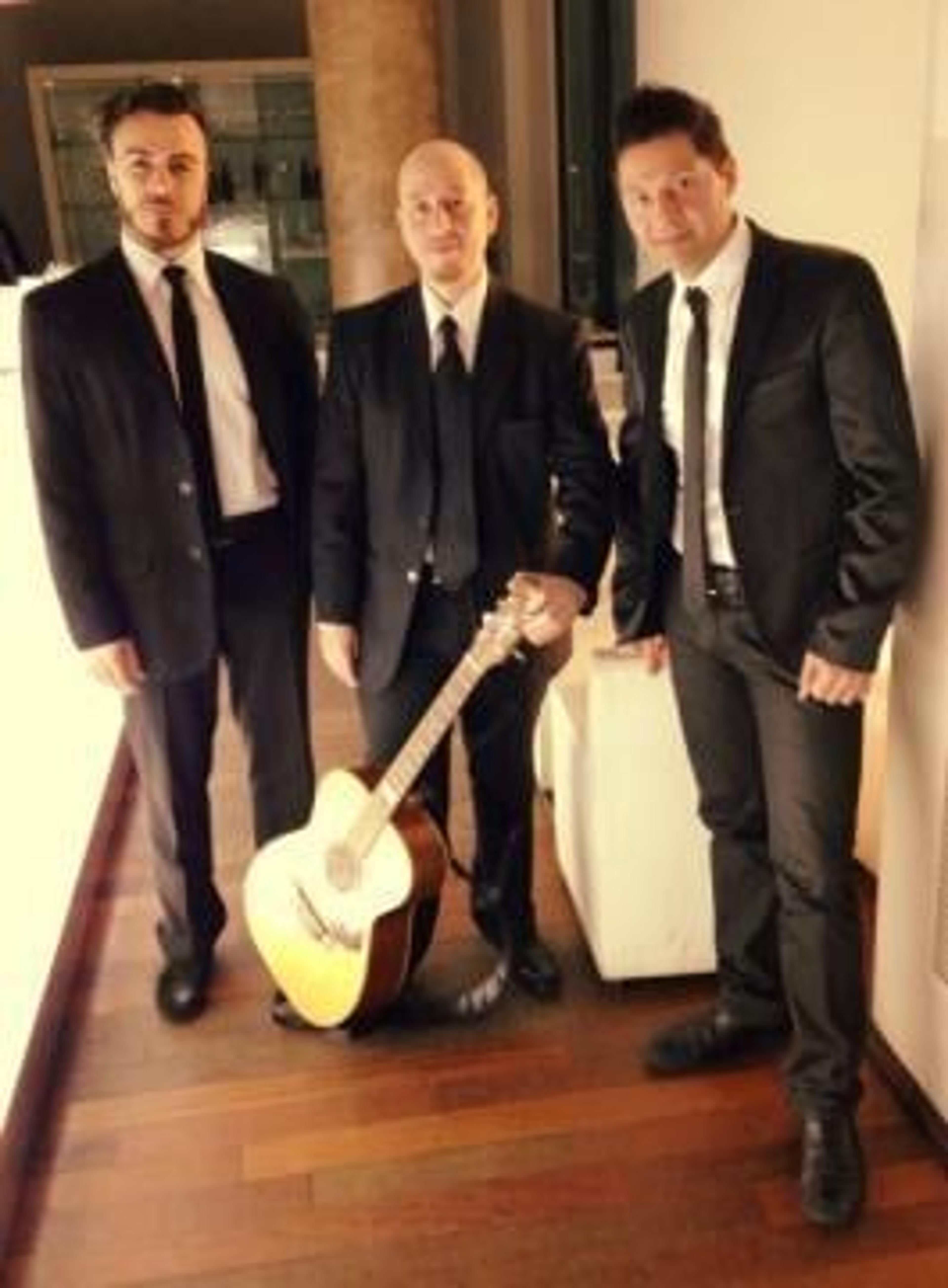 cf0079dc-4433-40fc-8d3b-7e9ae0f82bbc.jpg