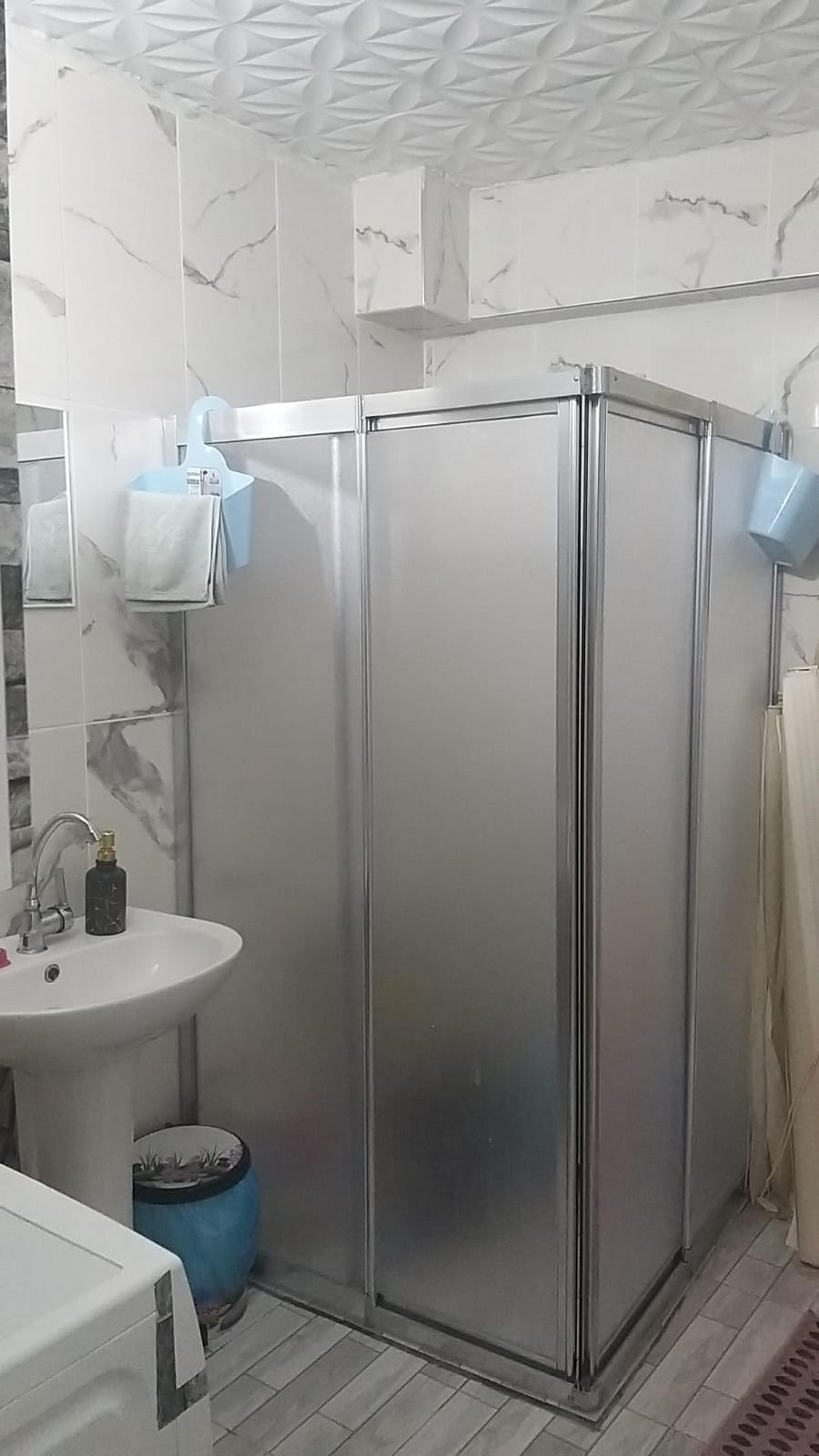 d81531bc-e6af-420b-9480-0b4a5d6a8000.jpeg