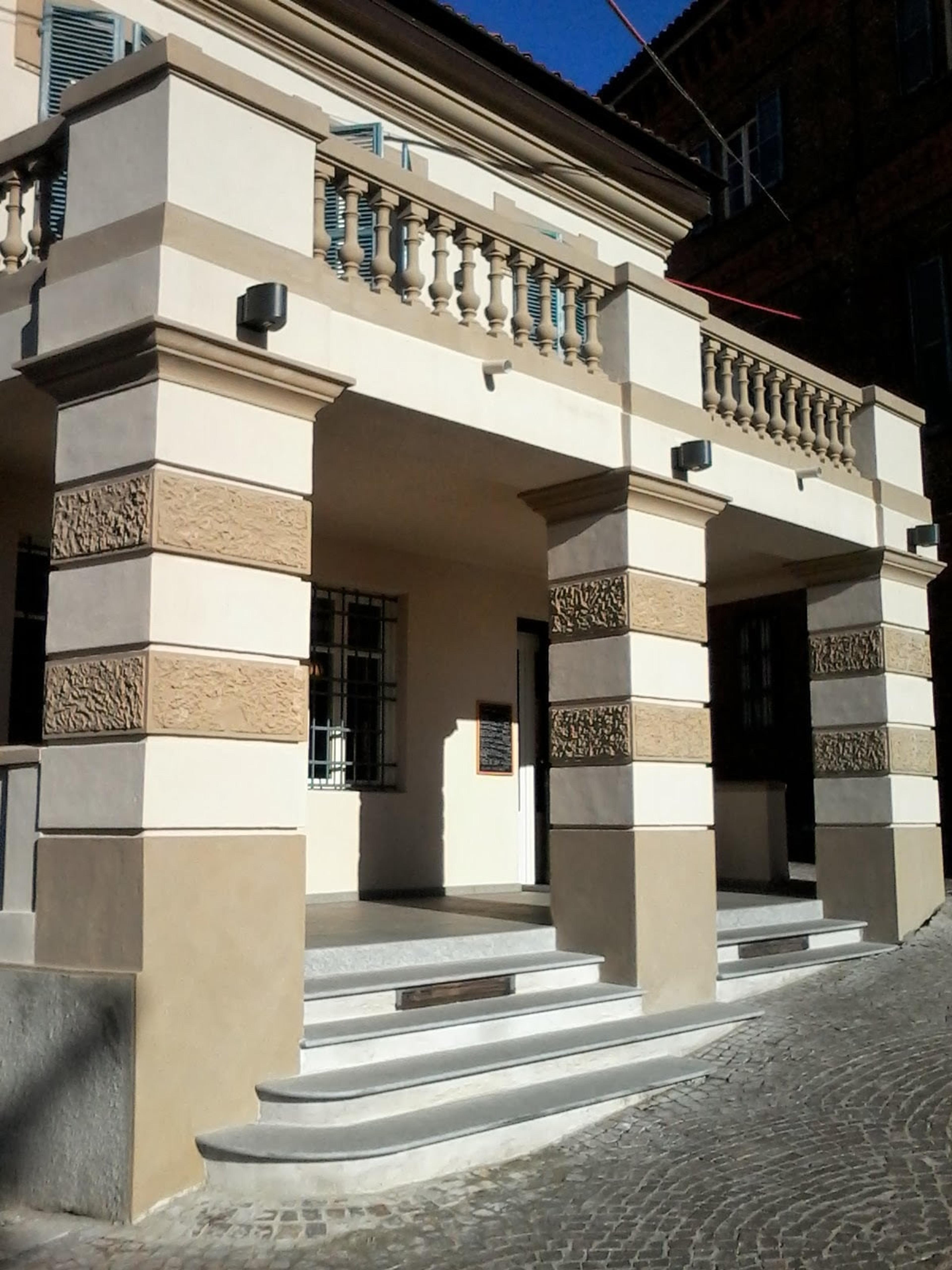 db5c6130-dbb6-4f92-9b41-dcabfafff172.jpg
