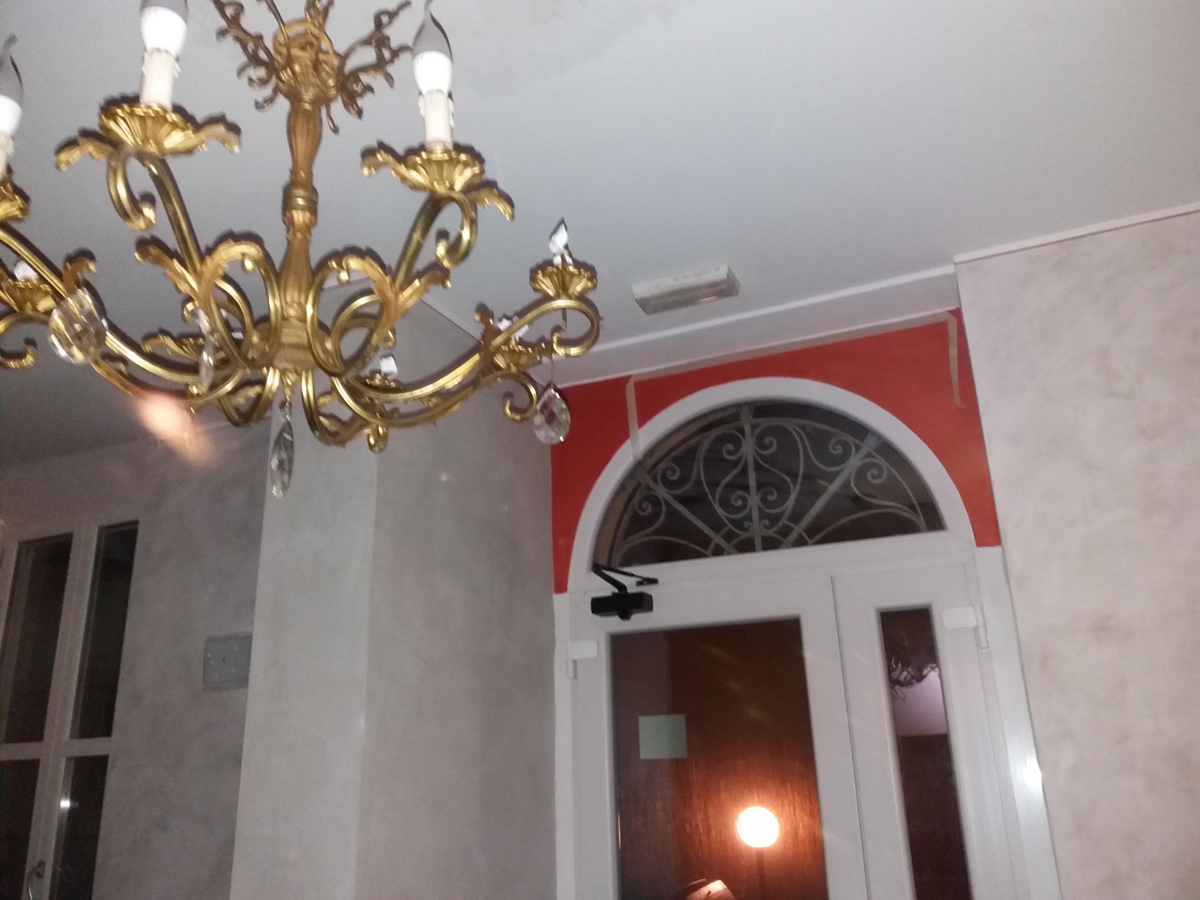 dda2658d-3203-4e4a-8d89-5a98493da807.jpg