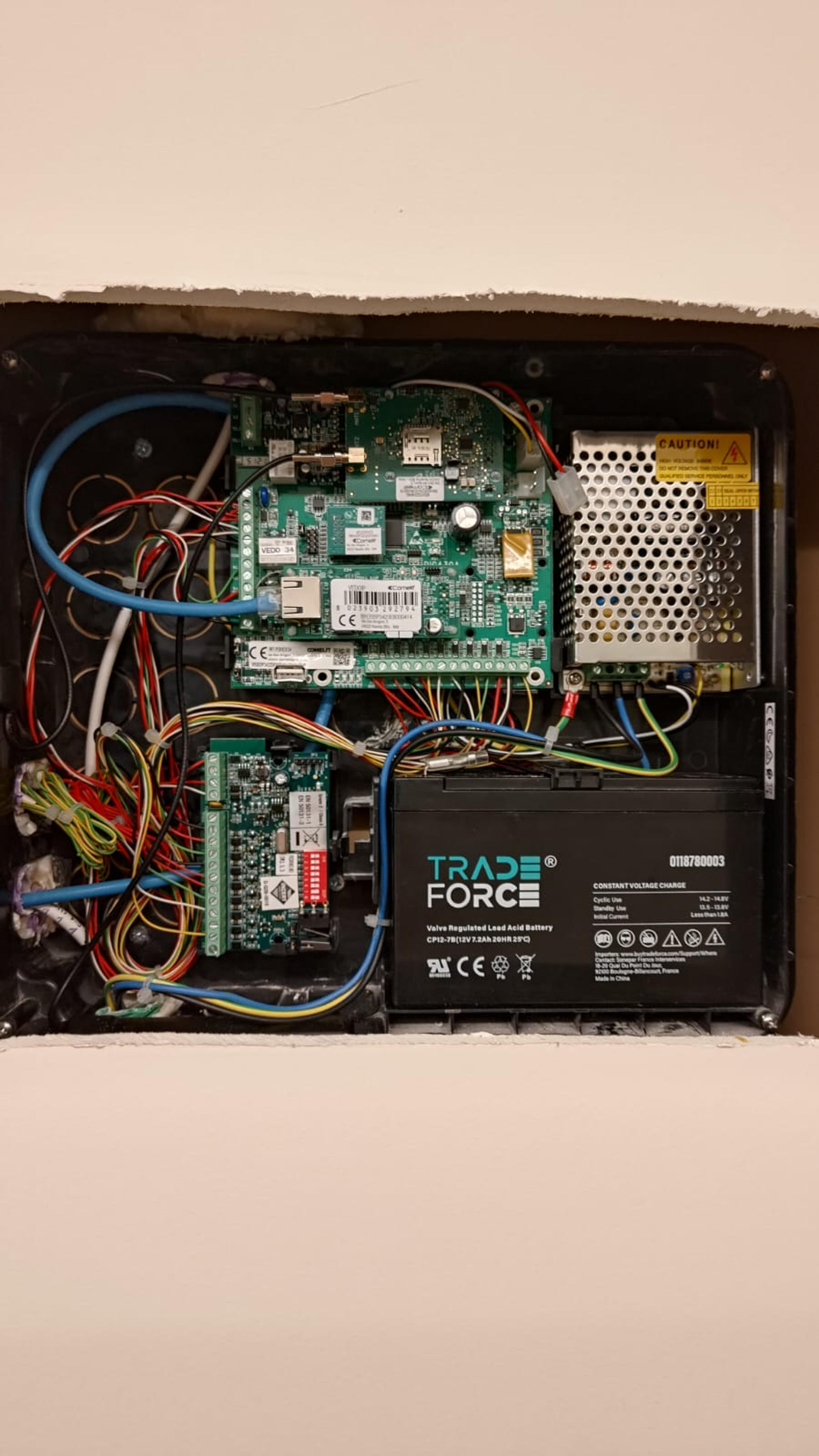 e2334038-68ac-475a-af92-6f721a41dacc.jpeg