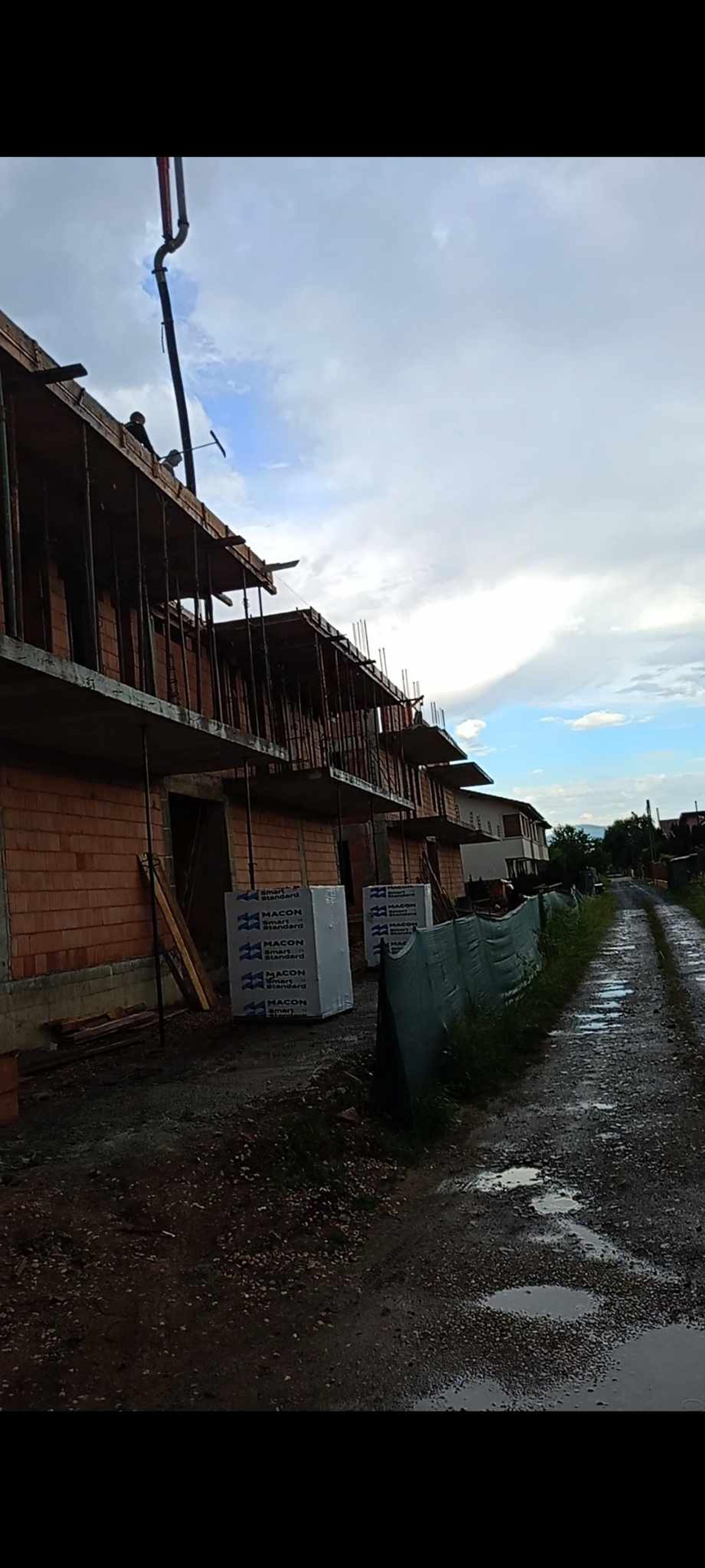 e6f46c2a-42a3-42f8-9c97-00336077ea36.jpeg