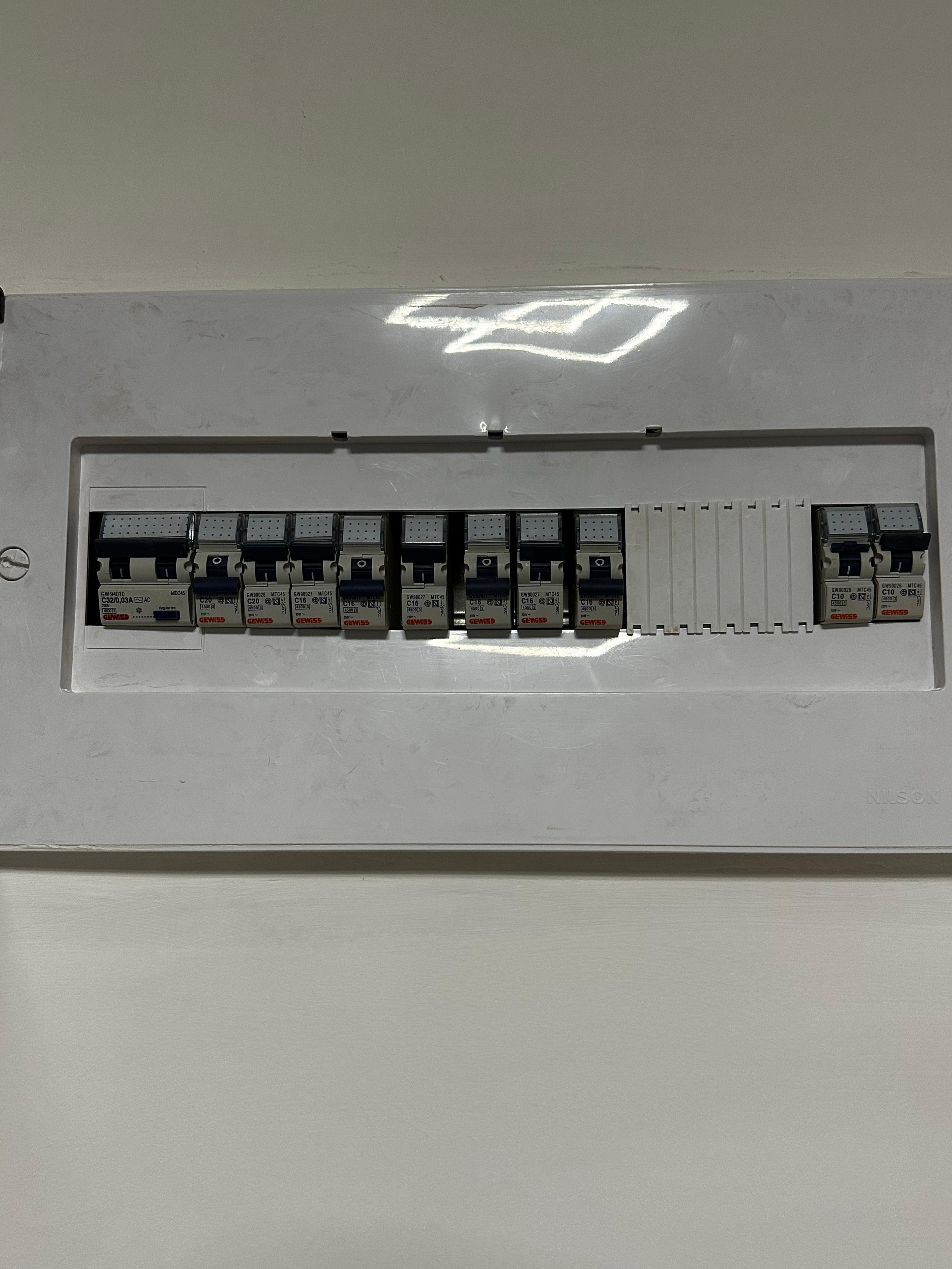 e72e4250-413e-4c5e-a5dd-5947d11f43d8.jpeg