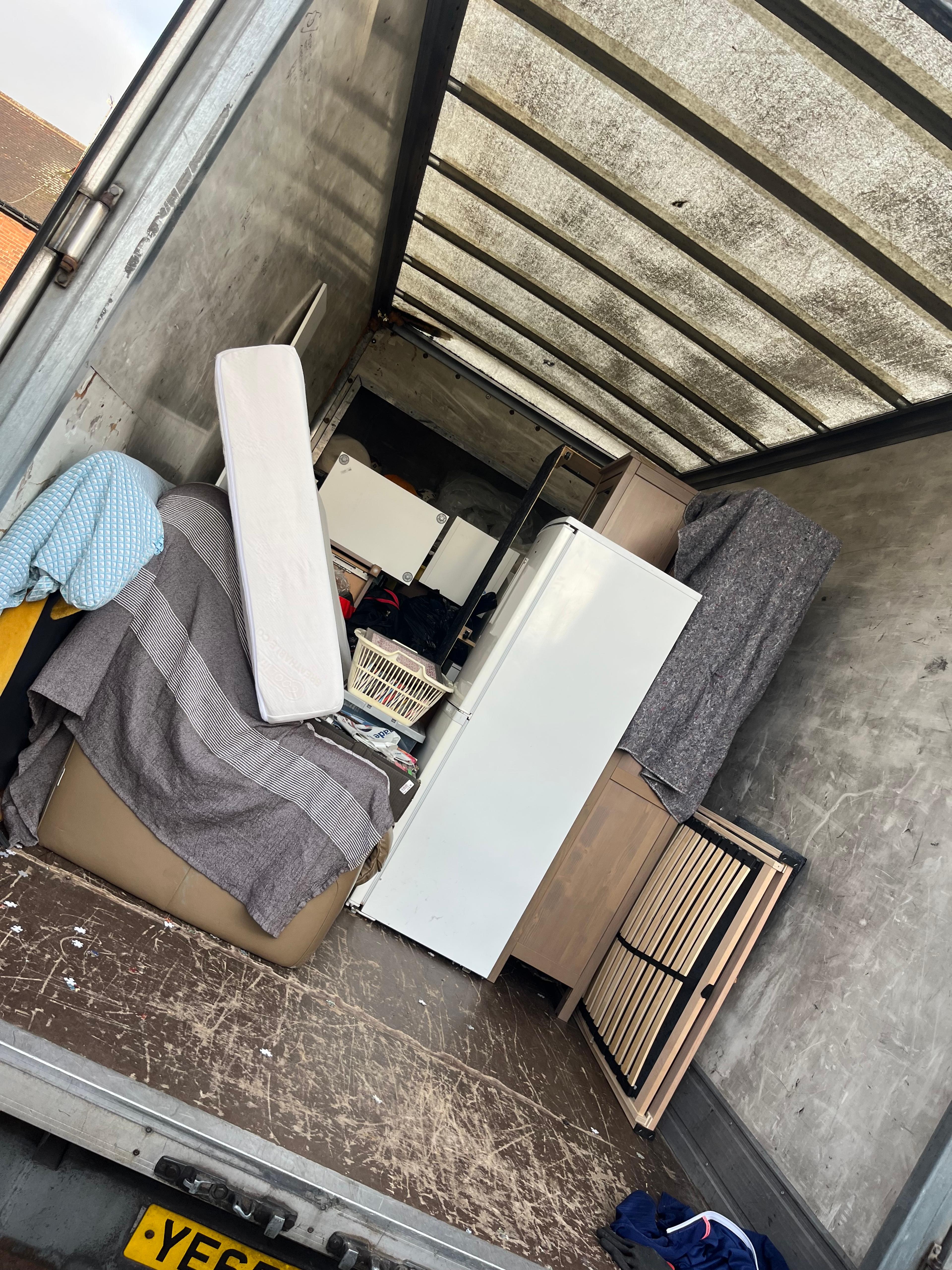 e902603d-5834-4b3c-b9c7-781fc3415c97.jpeg