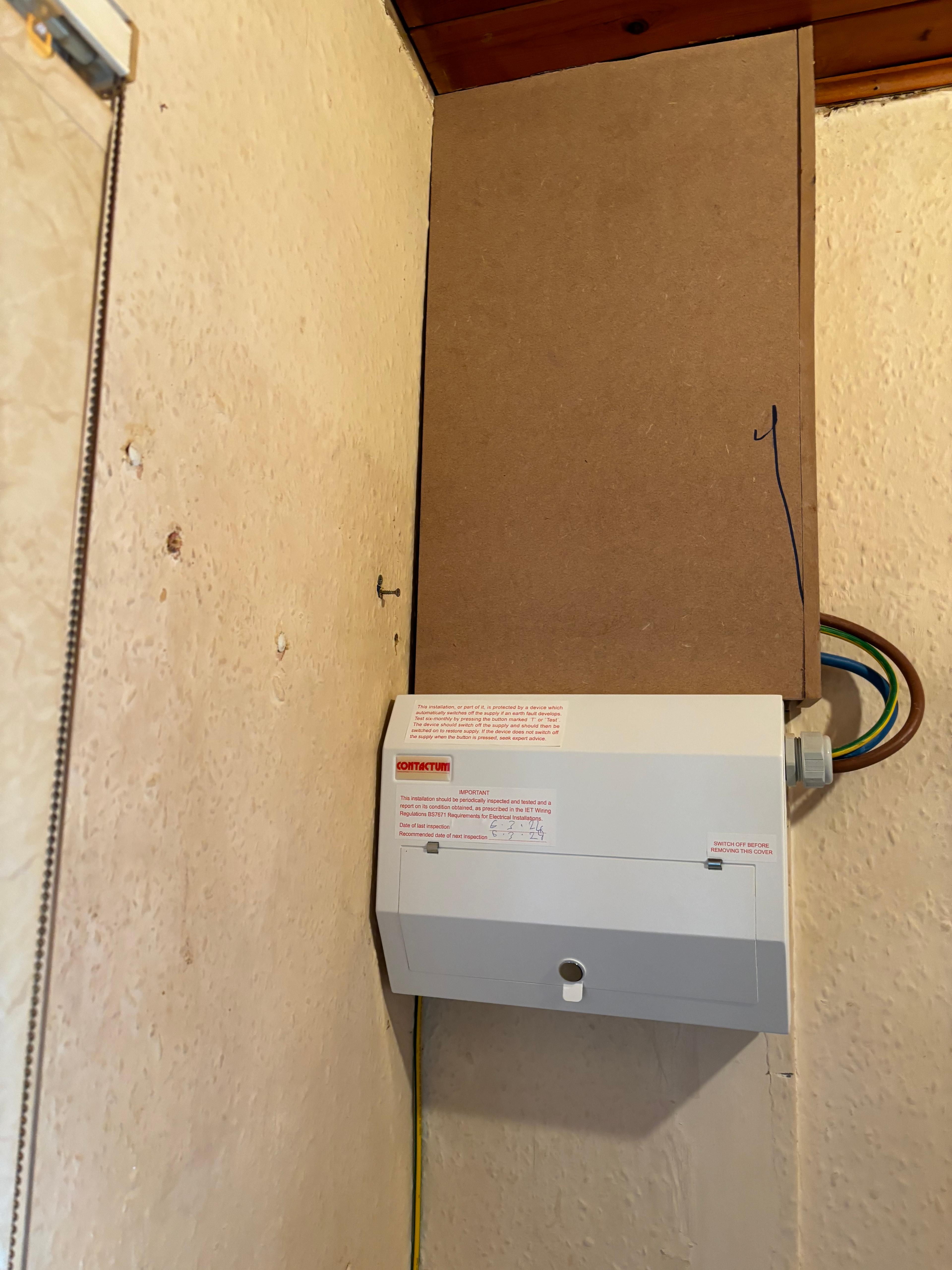 ee954ced-771d-4a41-b341-ce2eb3ae7d98.jpeg