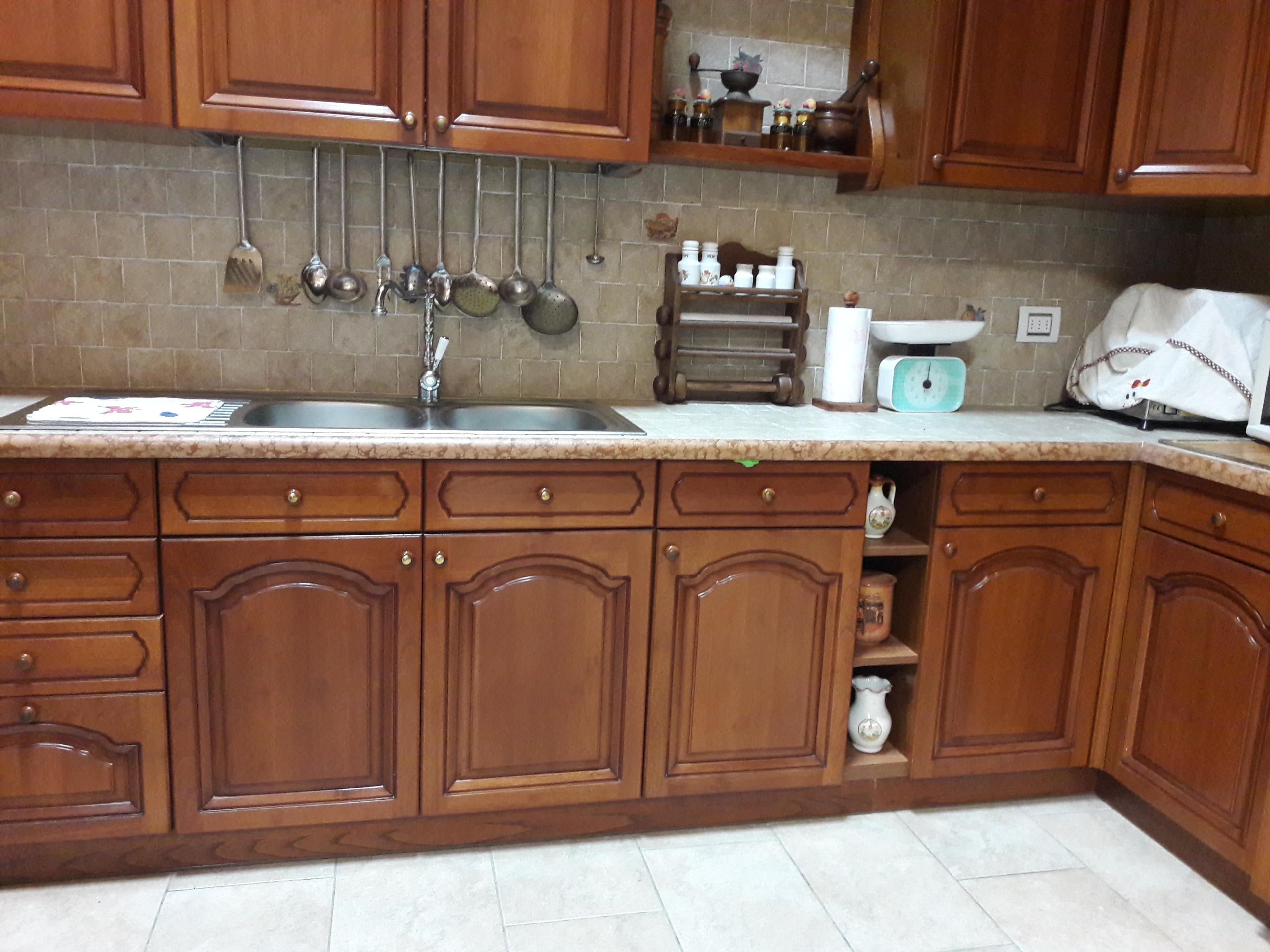 eff3784d-9175-42aa-b163-b0917652b4b9.jpg