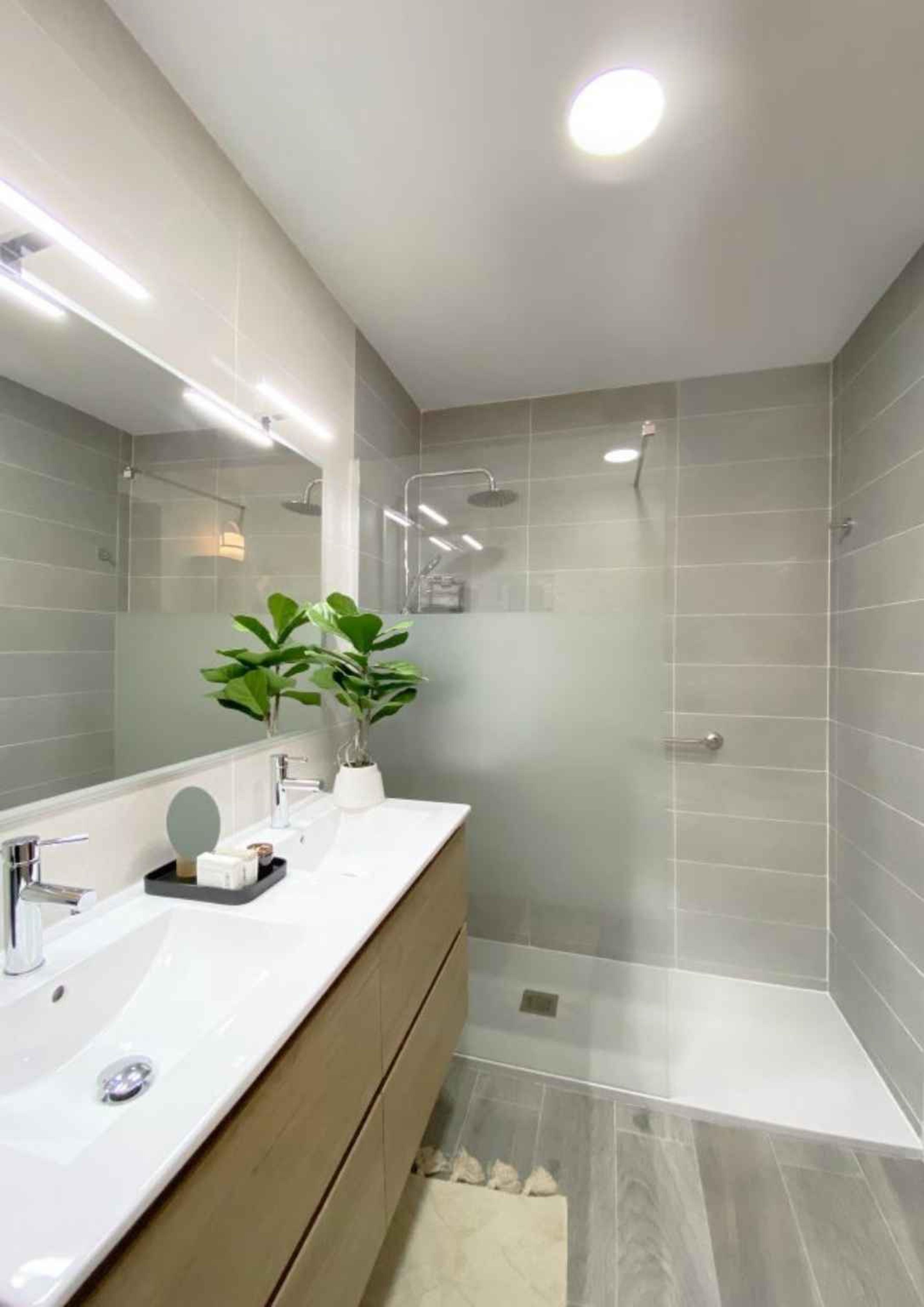 f35a05f4-dc19-4846-9b0d-7d8dd3963bef.jpeg
