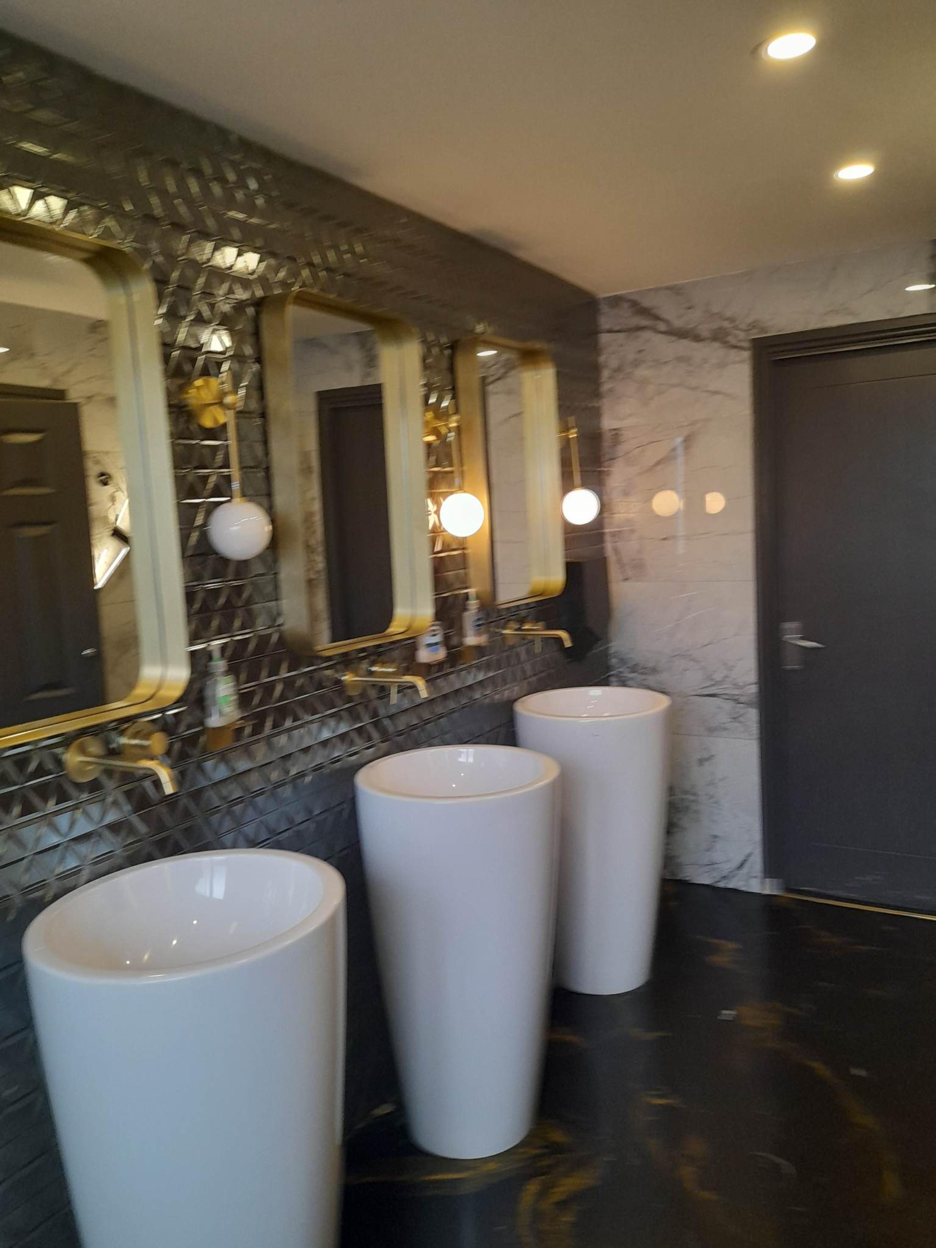 f4f93119-e736-470d-a21e-a0291c070374.jpeg