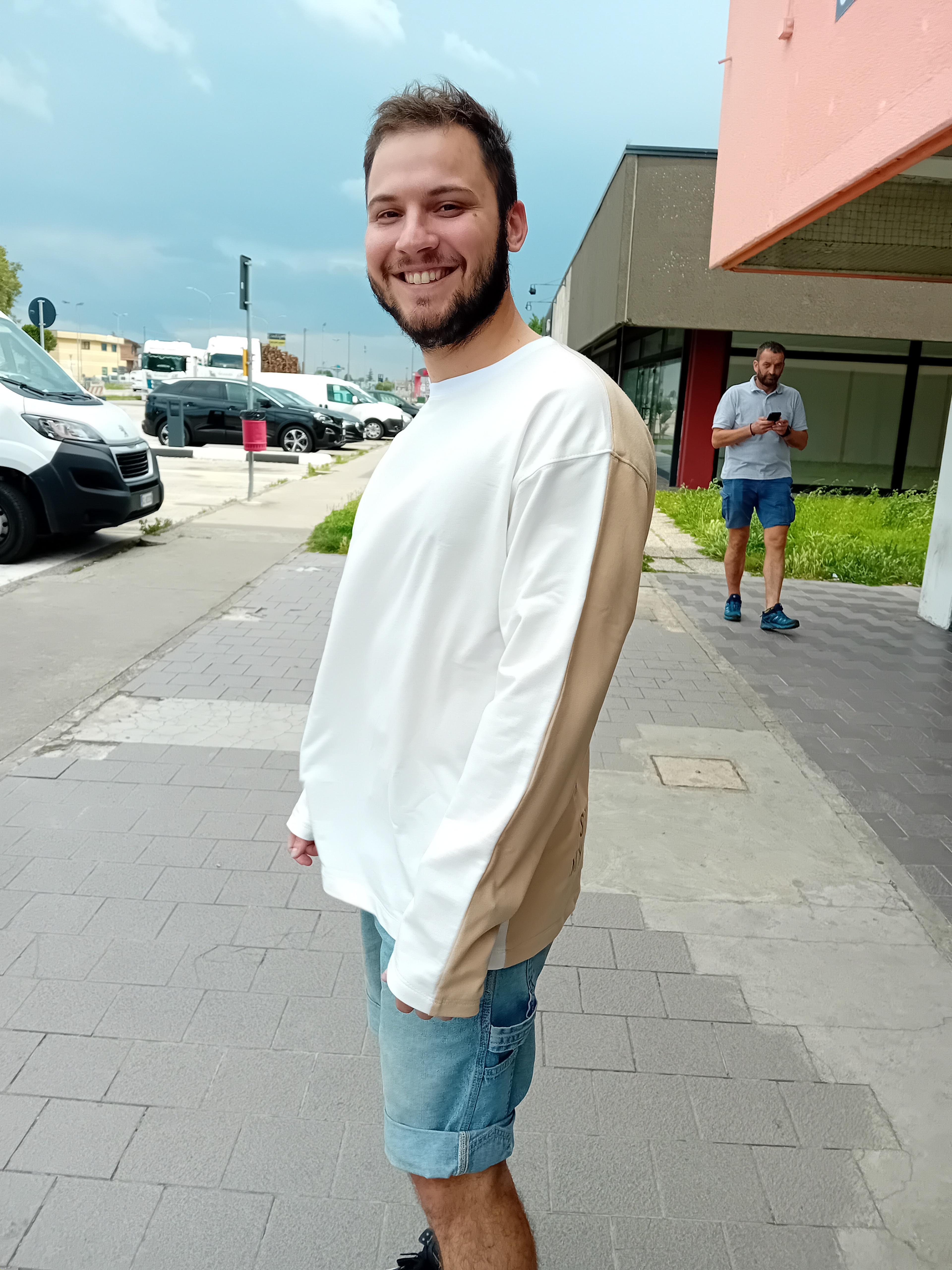 f68f7c16-7c4e-4693-9a89-585883906253.jpeg