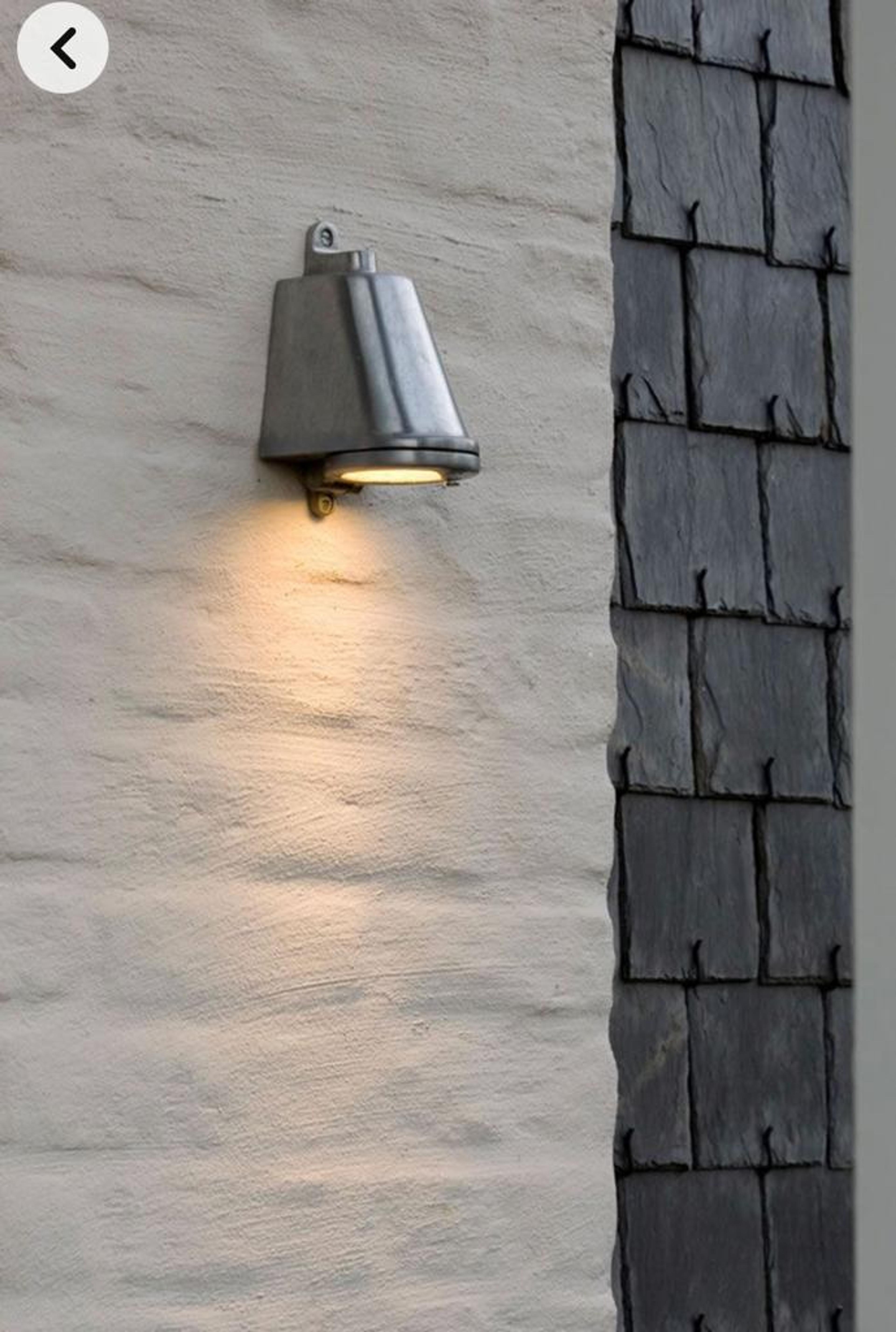 fb1abf1e-b123-4e4a-a580-0fd1a5c3f67d.jpeg