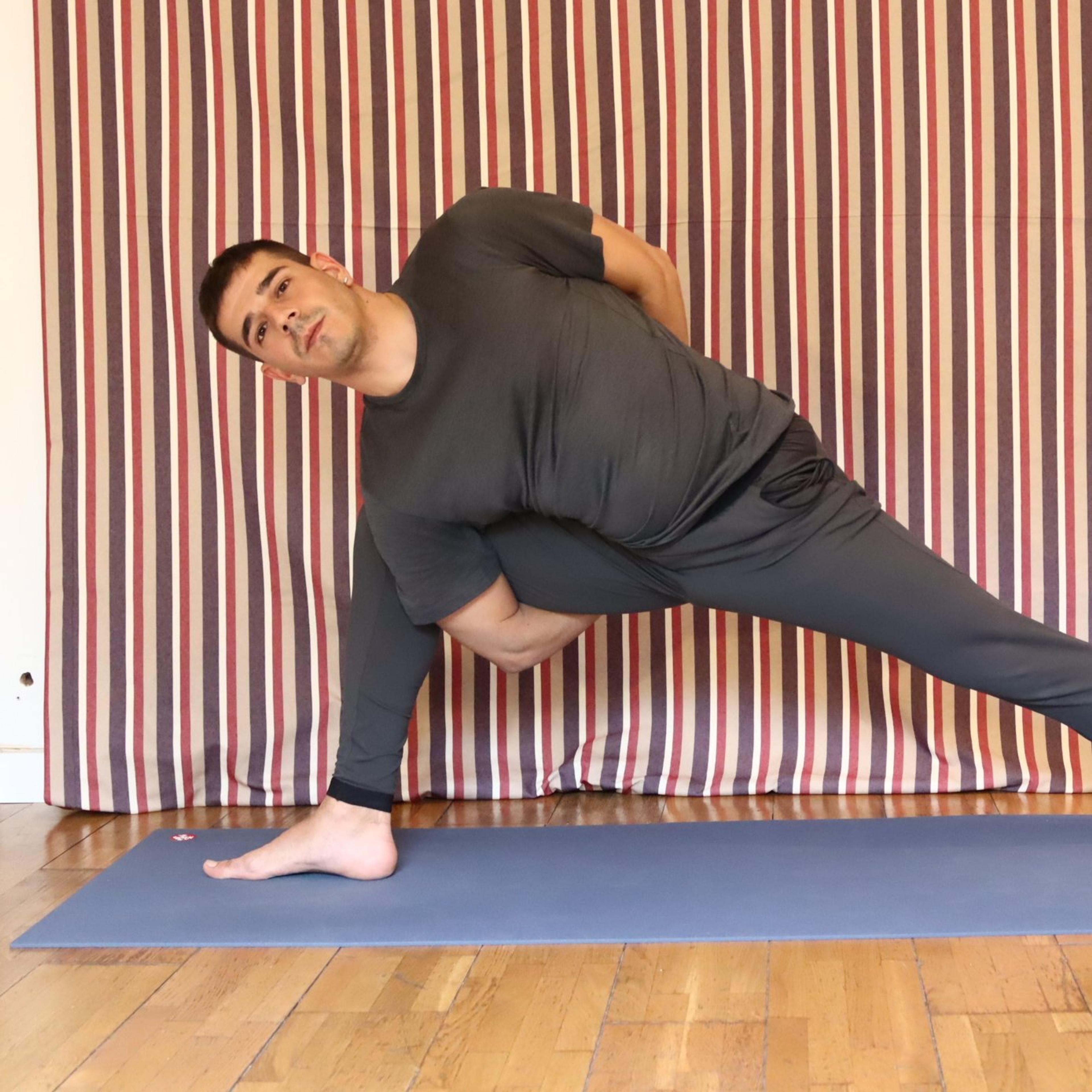 Alberto Pardo Yoga Instructor