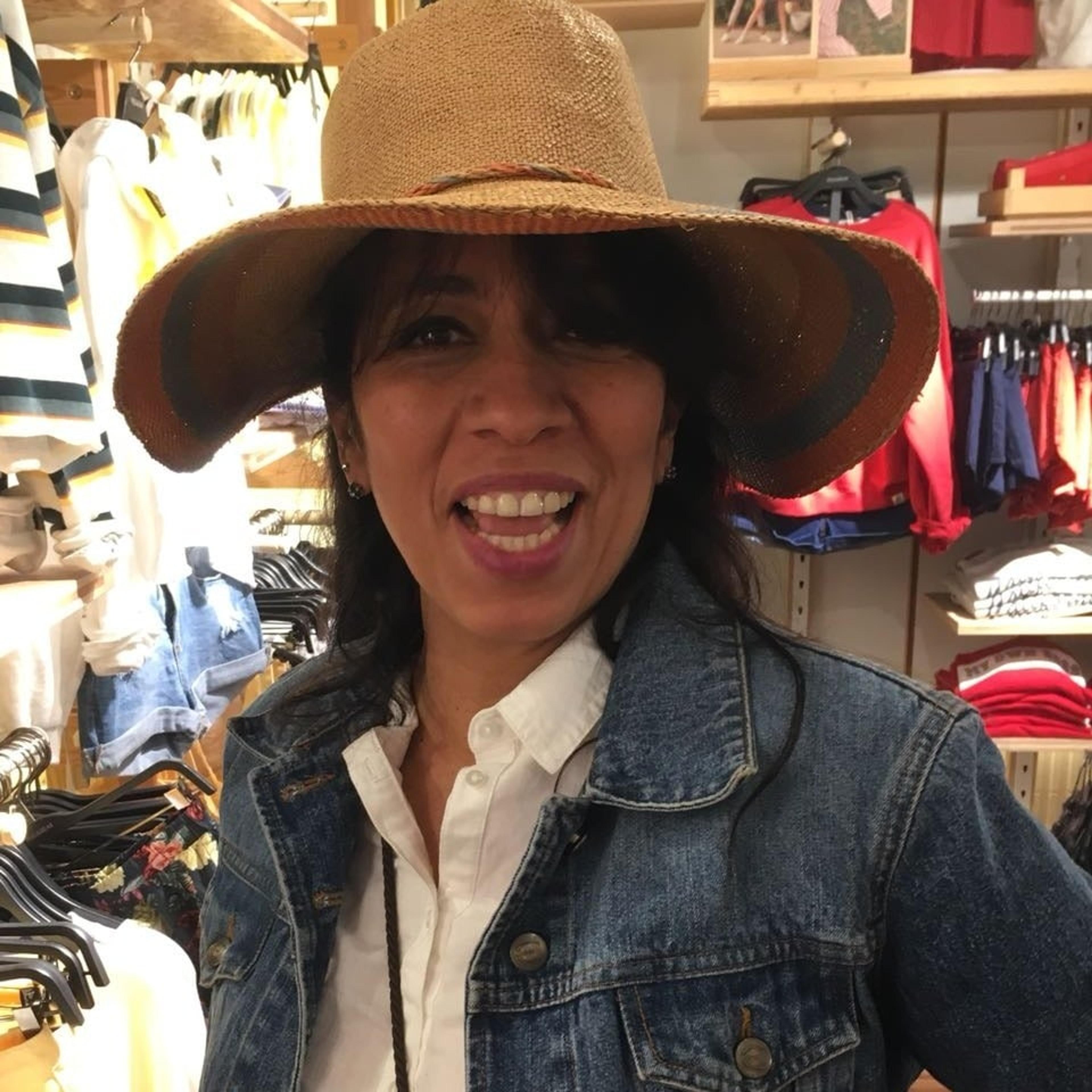 Angela Gómez
