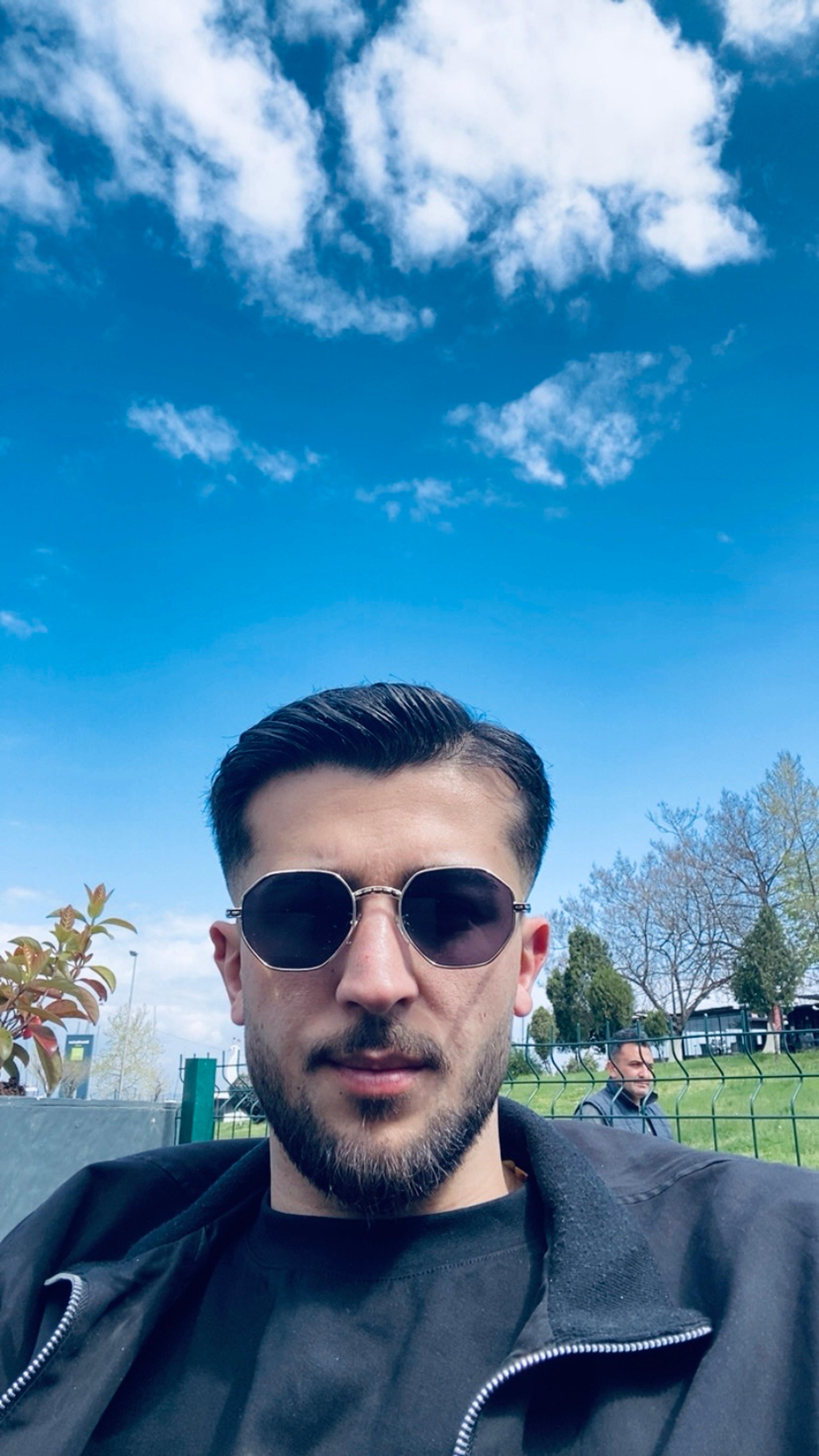Berat Akdere
