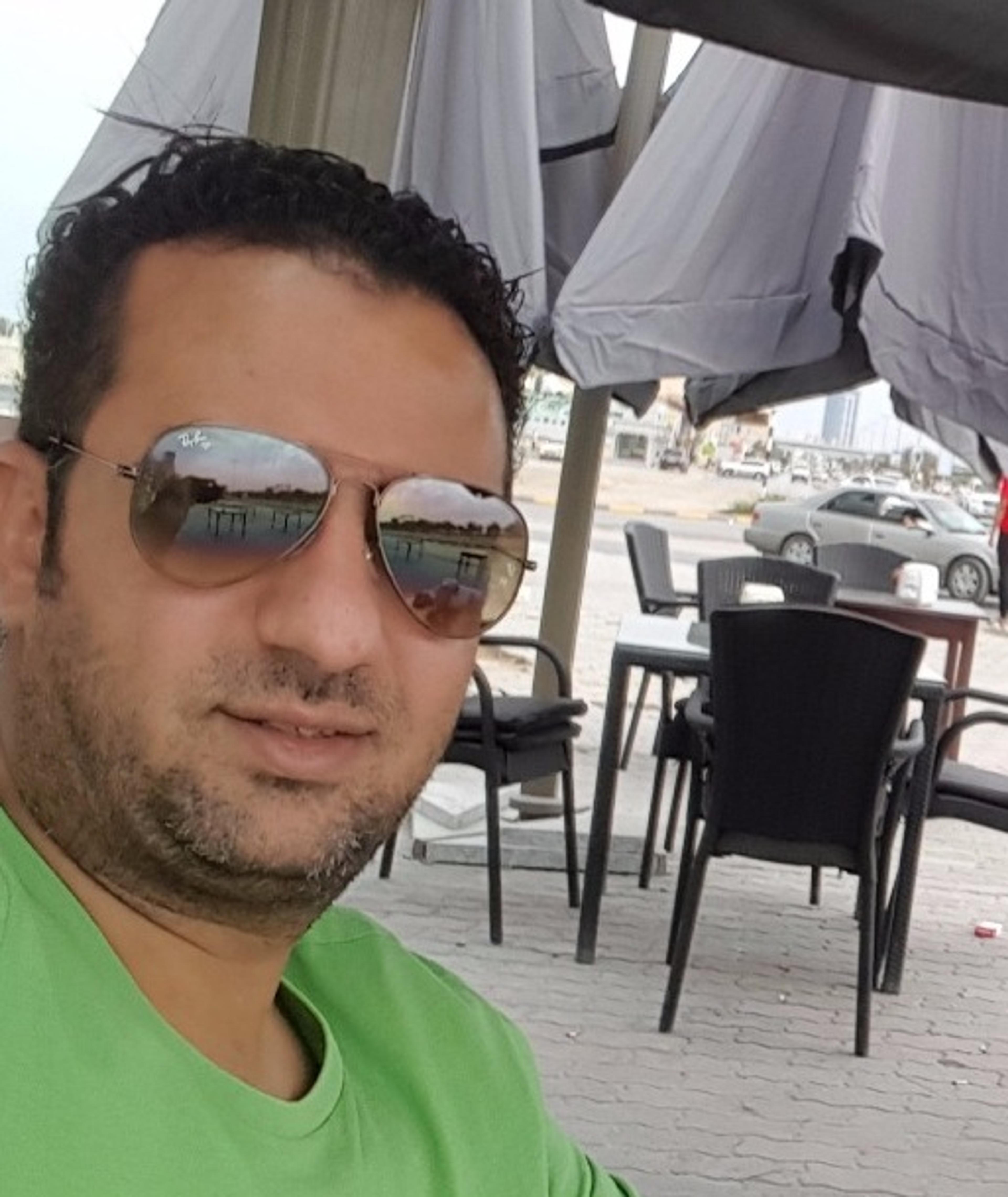 خبراء شركة مكافحة الحشرات